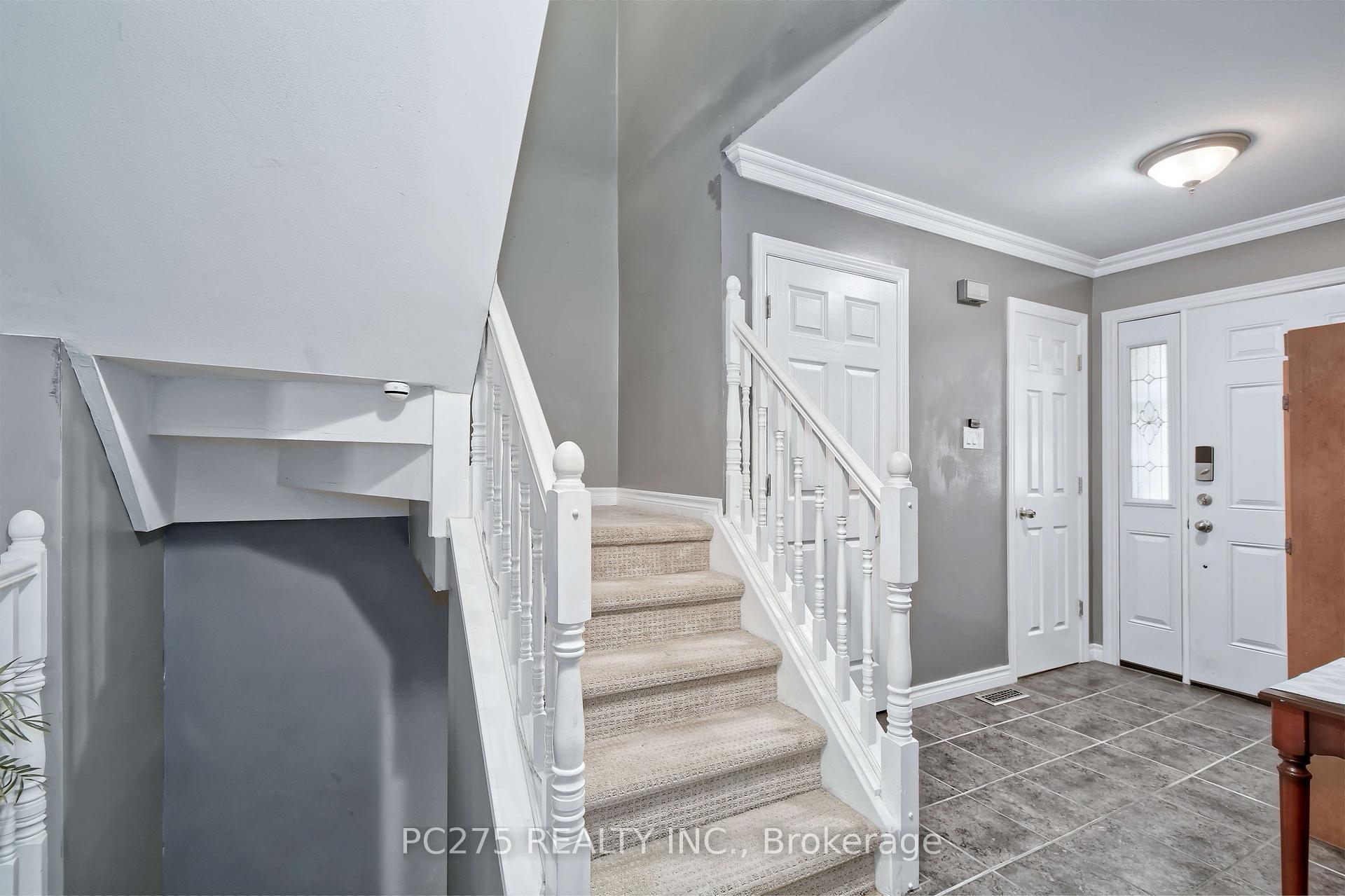 Photo 5 of Unit 15, 669 Osgoode Drive, London, South Y — HOMEH