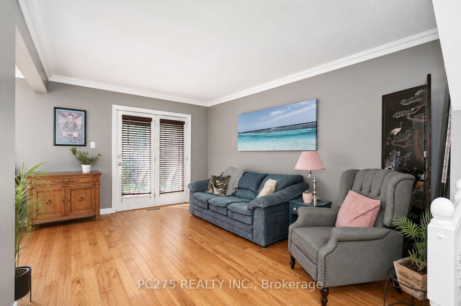 Photo 6 of Unit 15, 669 Osgoode Drive, London, South Y — HOMEH