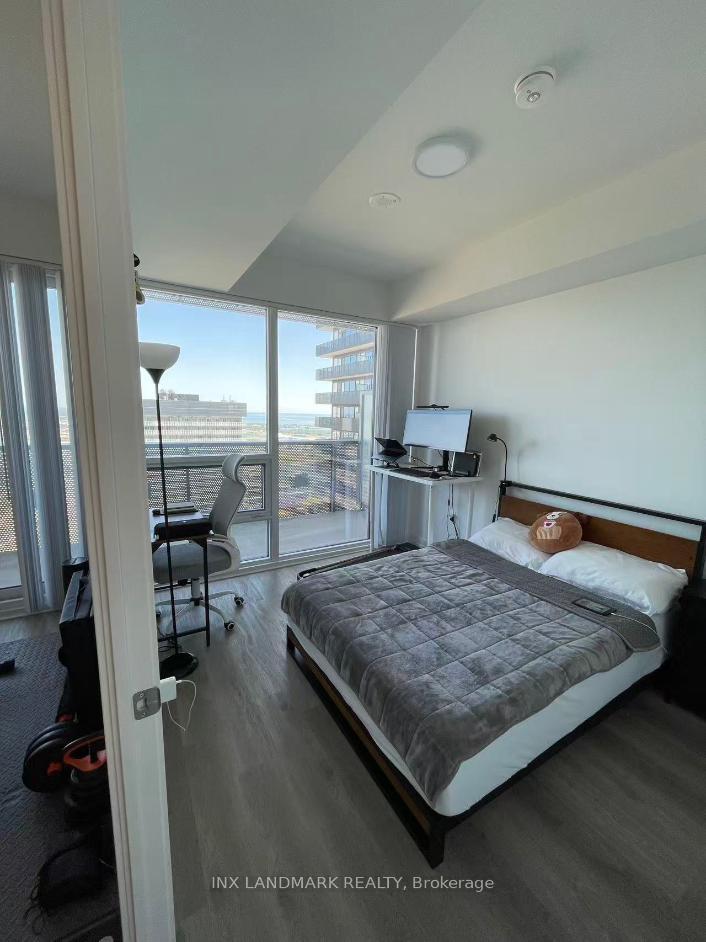 Photo 4 of Unit 5607, 55 Cooper Street, Toronto, Waterfront Communities — HOMEH