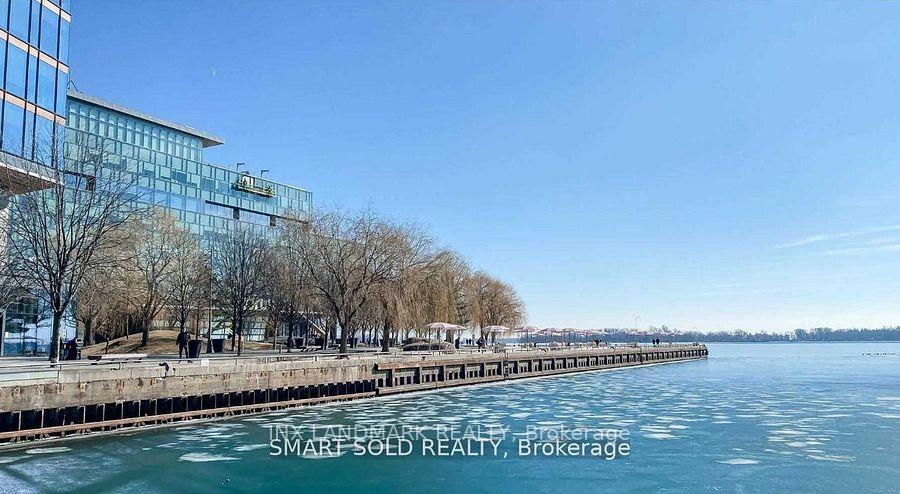 Photo 8 of Unit 5607, 55 Cooper Street, Toronto, Waterfront Communities — HOMEH