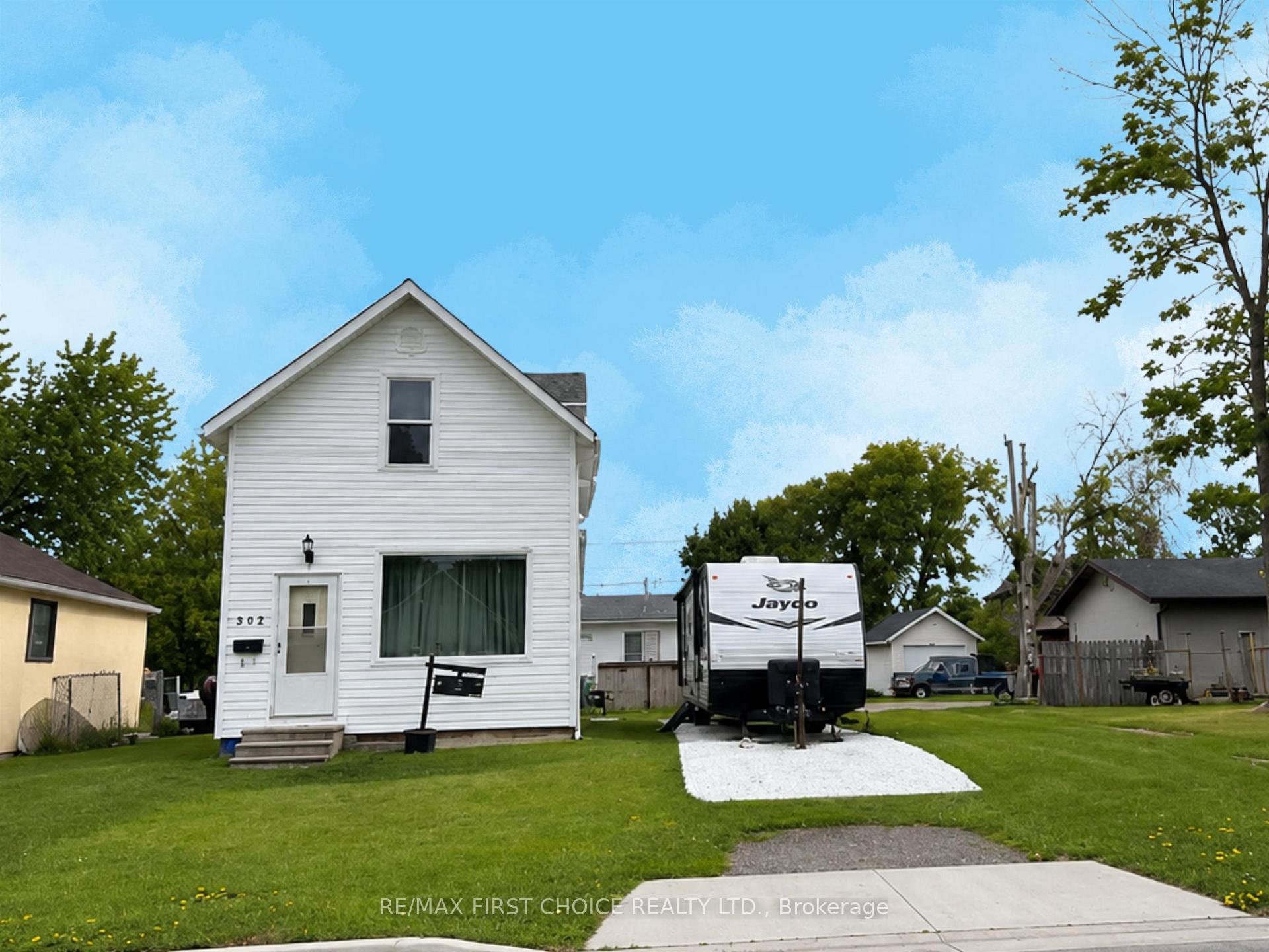 Photo 1 of 515 Second Street W, Fort Frances — HOMEH