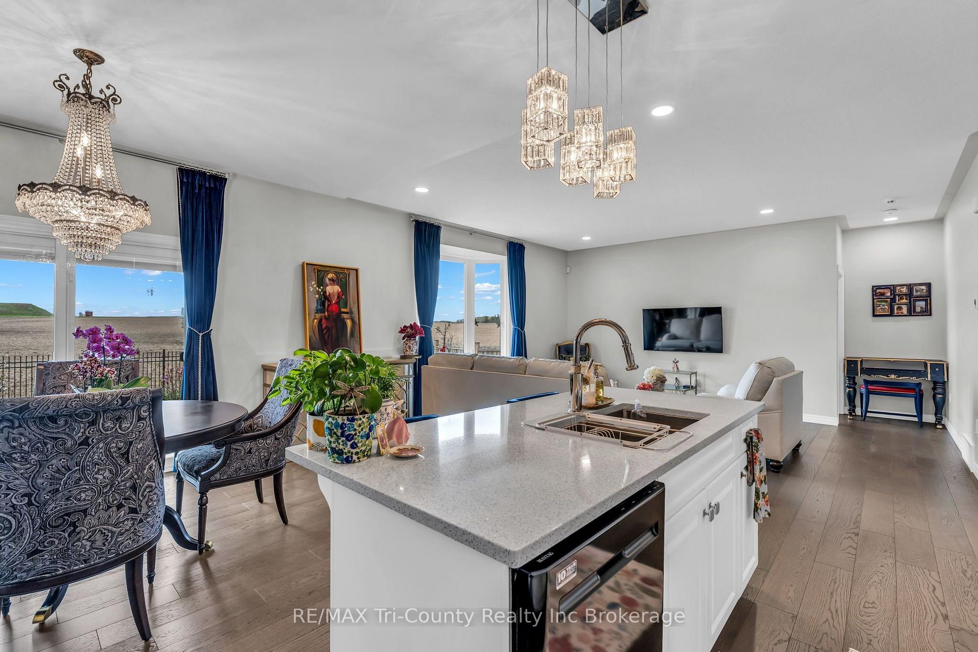 Photo 15 of 18 Crocus Avenue, Tillsonburg — HOMEH