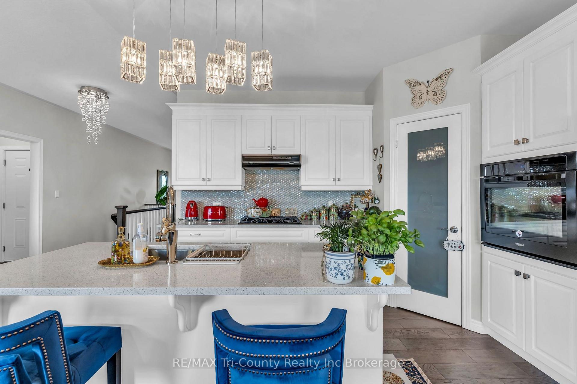 Photo 16 of 18 Crocus Avenue, Tillsonburg — HOMEH