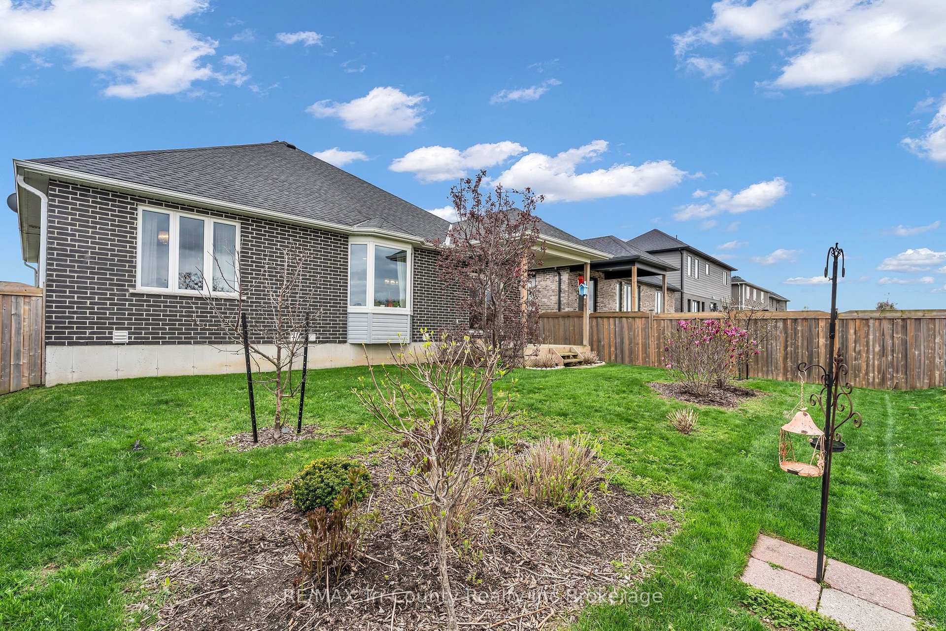 Photo 33 of 18 Crocus Avenue, Tillsonburg — HOMEH