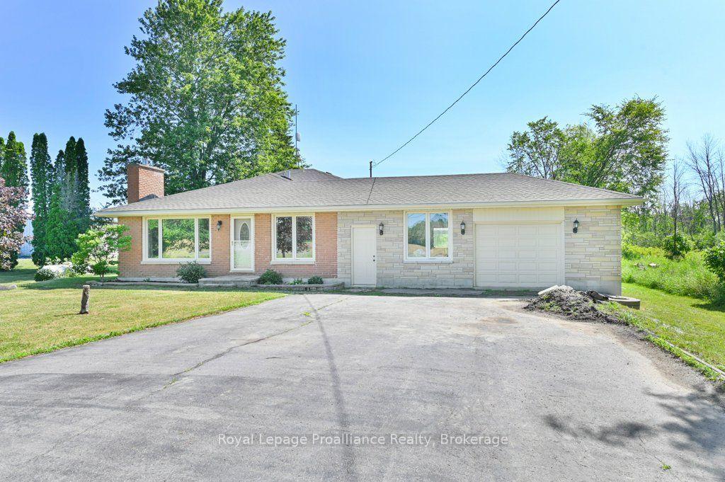 Front of 620 Shannonville Road