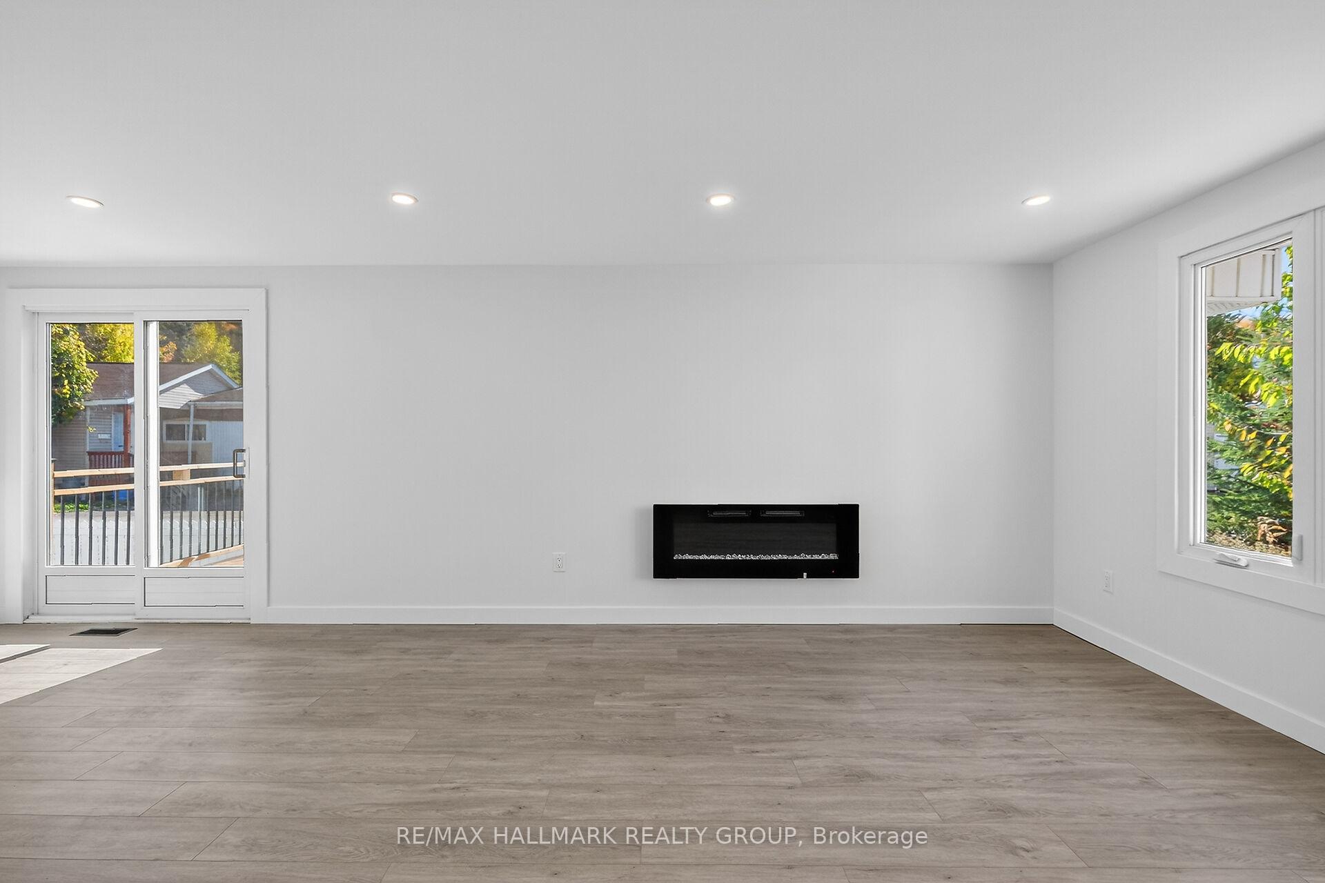Photo 4 of Unit 68, 3535 St. Joseph Boulevard, Ottawa, Fallingbrook/Ridgemount — HOMEH