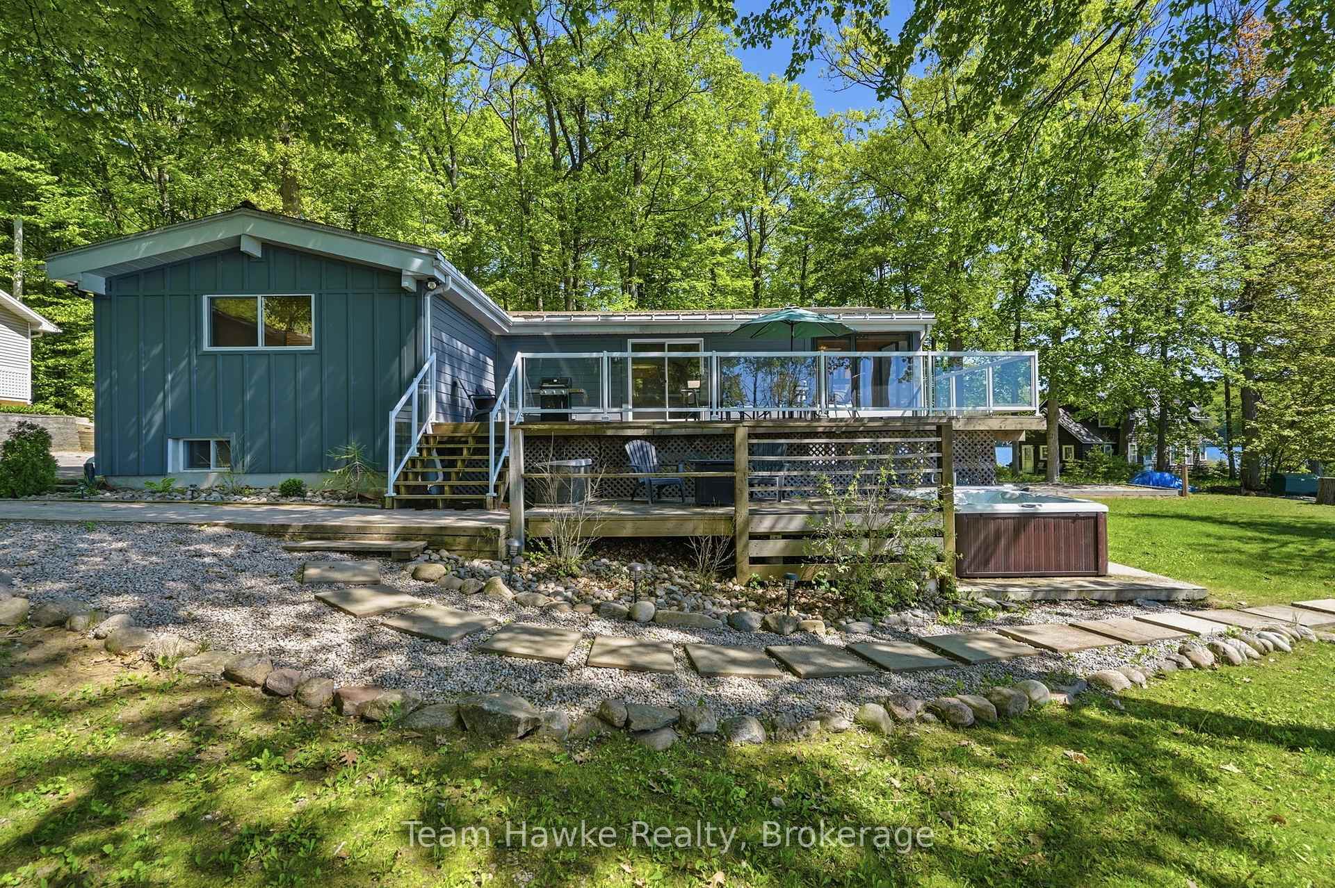 Photo 4 of 23 Timcourt Drive, Tiny, Rural Tiny — HOMEH