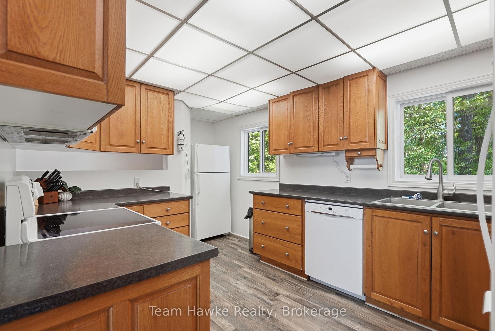 Photo 13 of 23 Timcourt Drive, Tiny, Rural Tiny — HOMEH