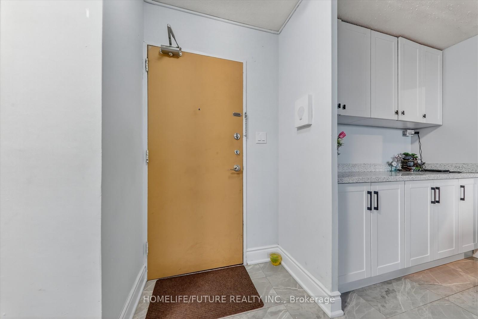 Photo 9 of Unit 705, 180 Markham Road, Scarborough, Scarborough Village — HOMEH