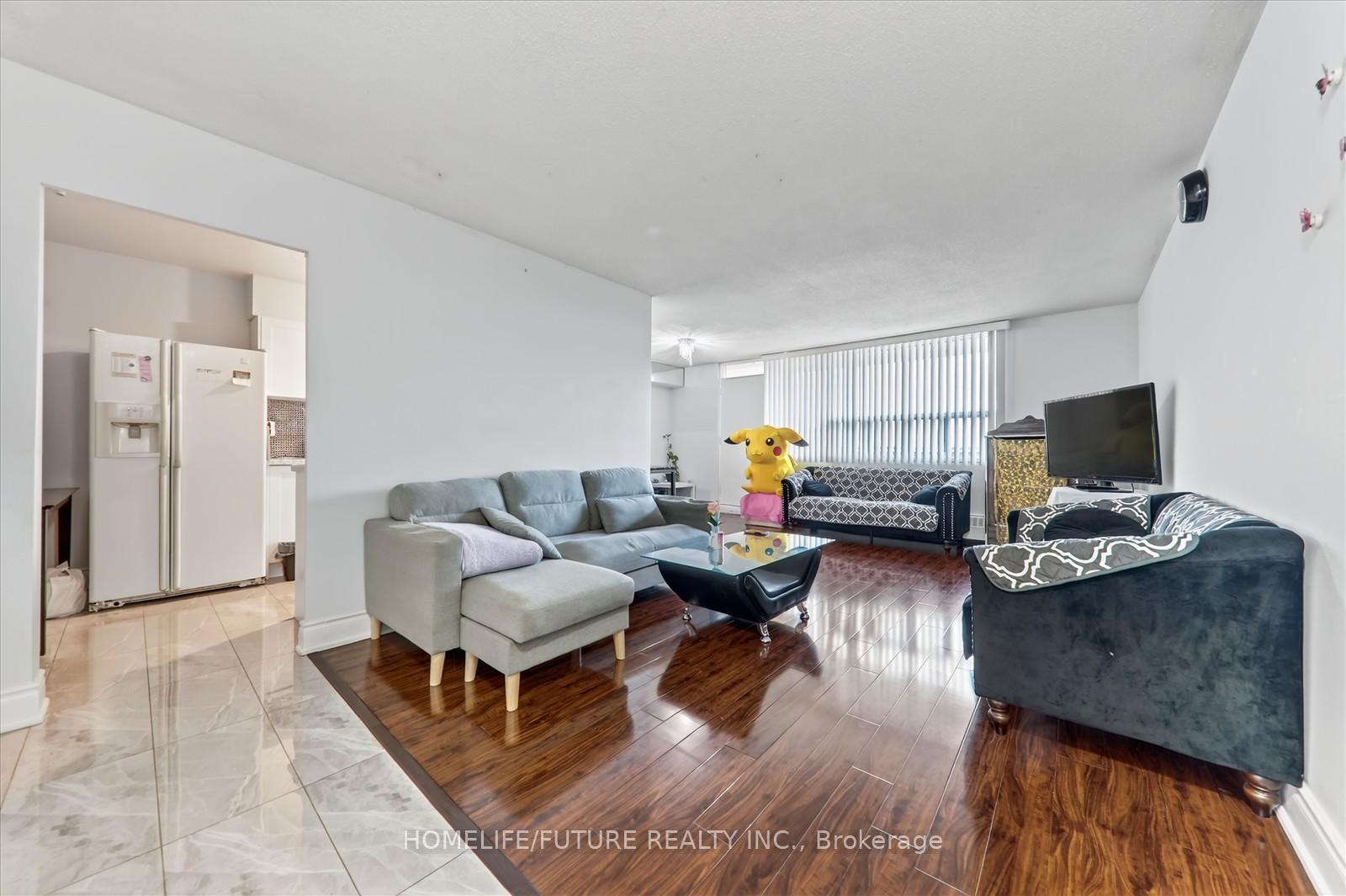 Photo 10 of Unit 705, 180 Markham Road, Scarborough, Scarborough Village — HOMEH