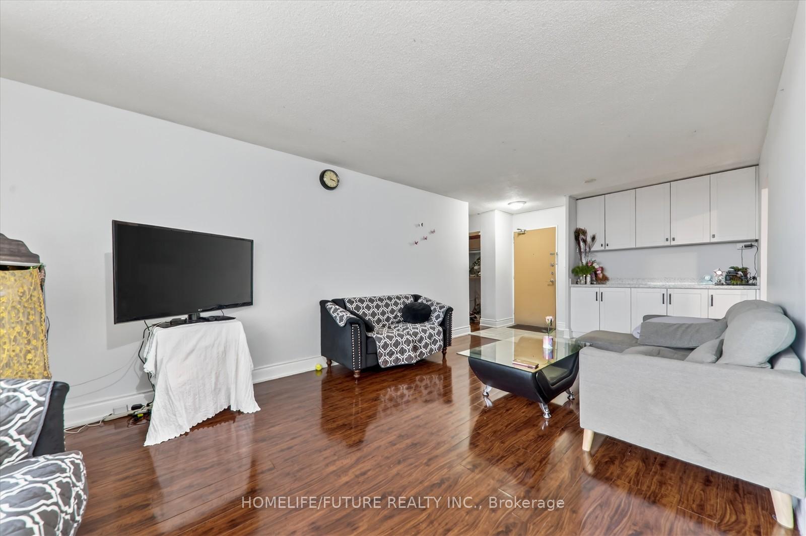 Photo 13 of Unit 705, 180 Markham Road, Scarborough, Scarborough Village — HOMEH