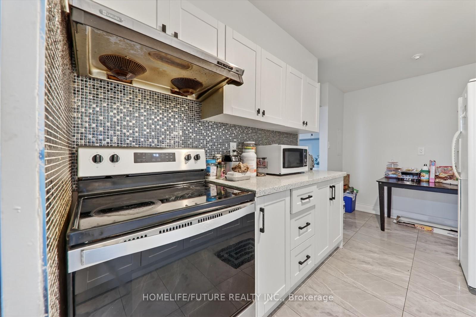 Photo 16 of Unit 705, 180 Markham Road, Scarborough, Scarborough Village — HOMEH