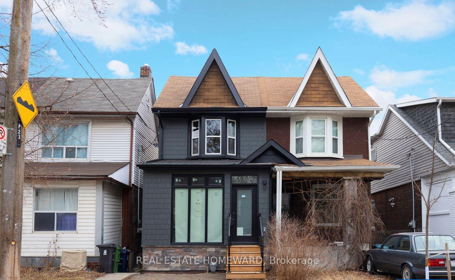 Photo 3 of Unit Upper, 21 Alton Avenue, Toronto, South Riverdale — HOMEH