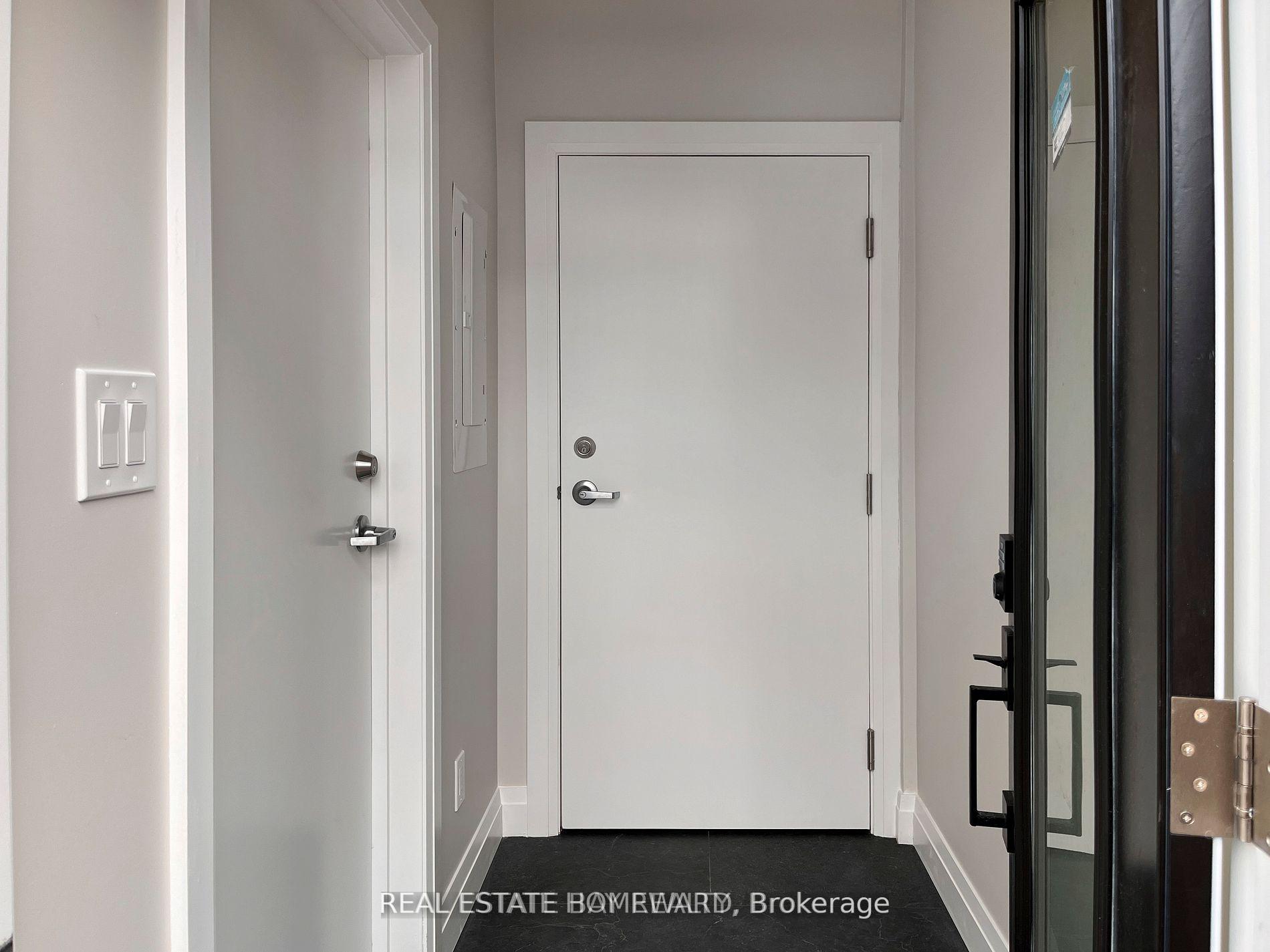 Photo 5 of Unit Upper, 21 Alton Avenue, Toronto, South Riverdale — HOMEH