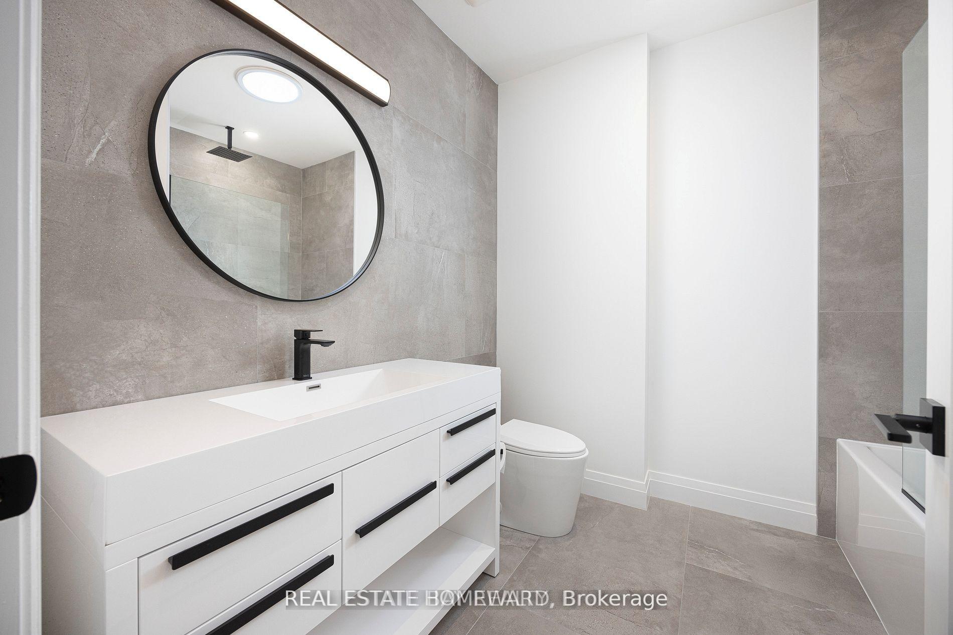 Photo 9 of Unit Upper, 21 Alton Avenue, Toronto, South Riverdale — HOMEH