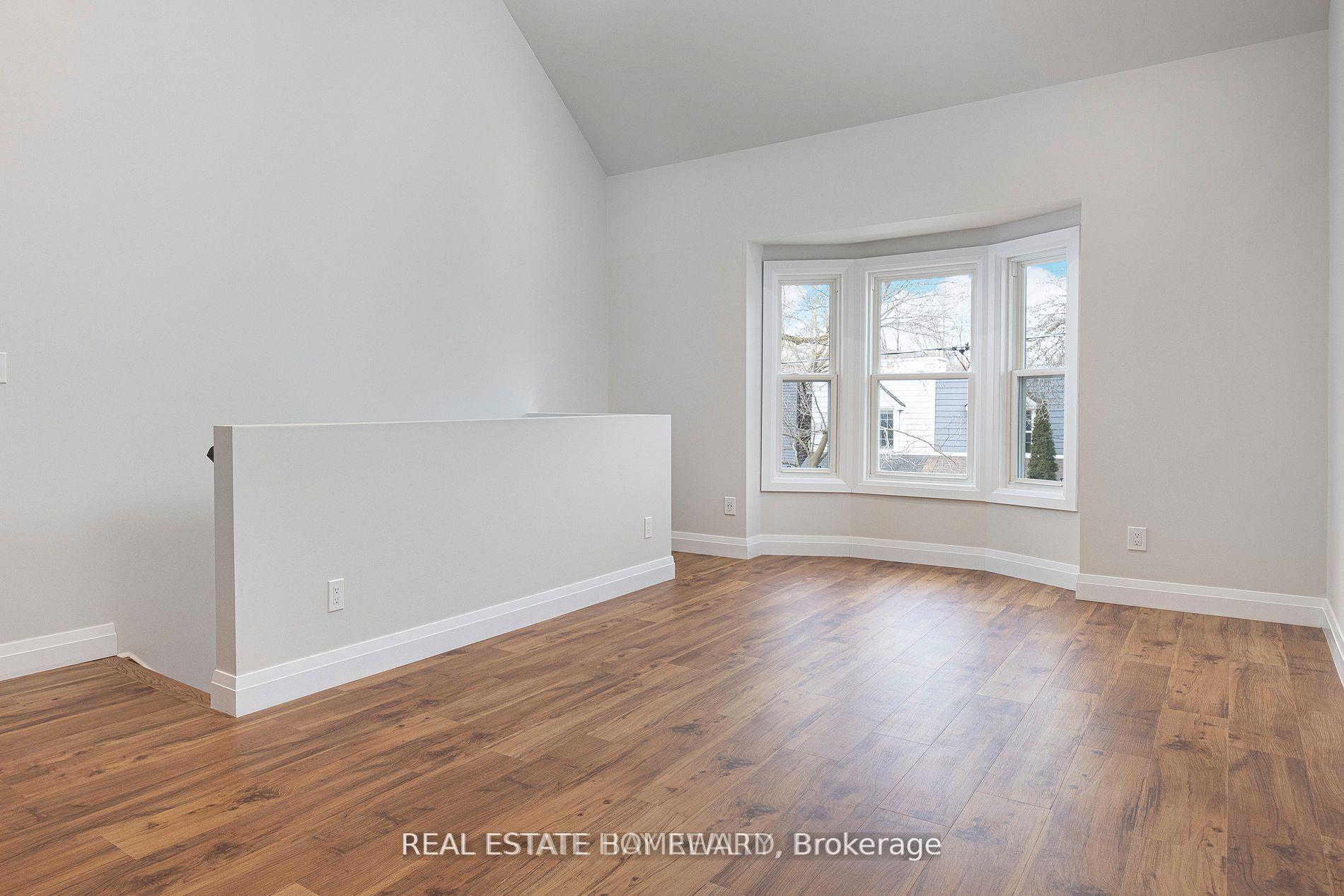 Photo 11 of Unit Upper, 21 Alton Avenue, Toronto, South Riverdale — HOMEH