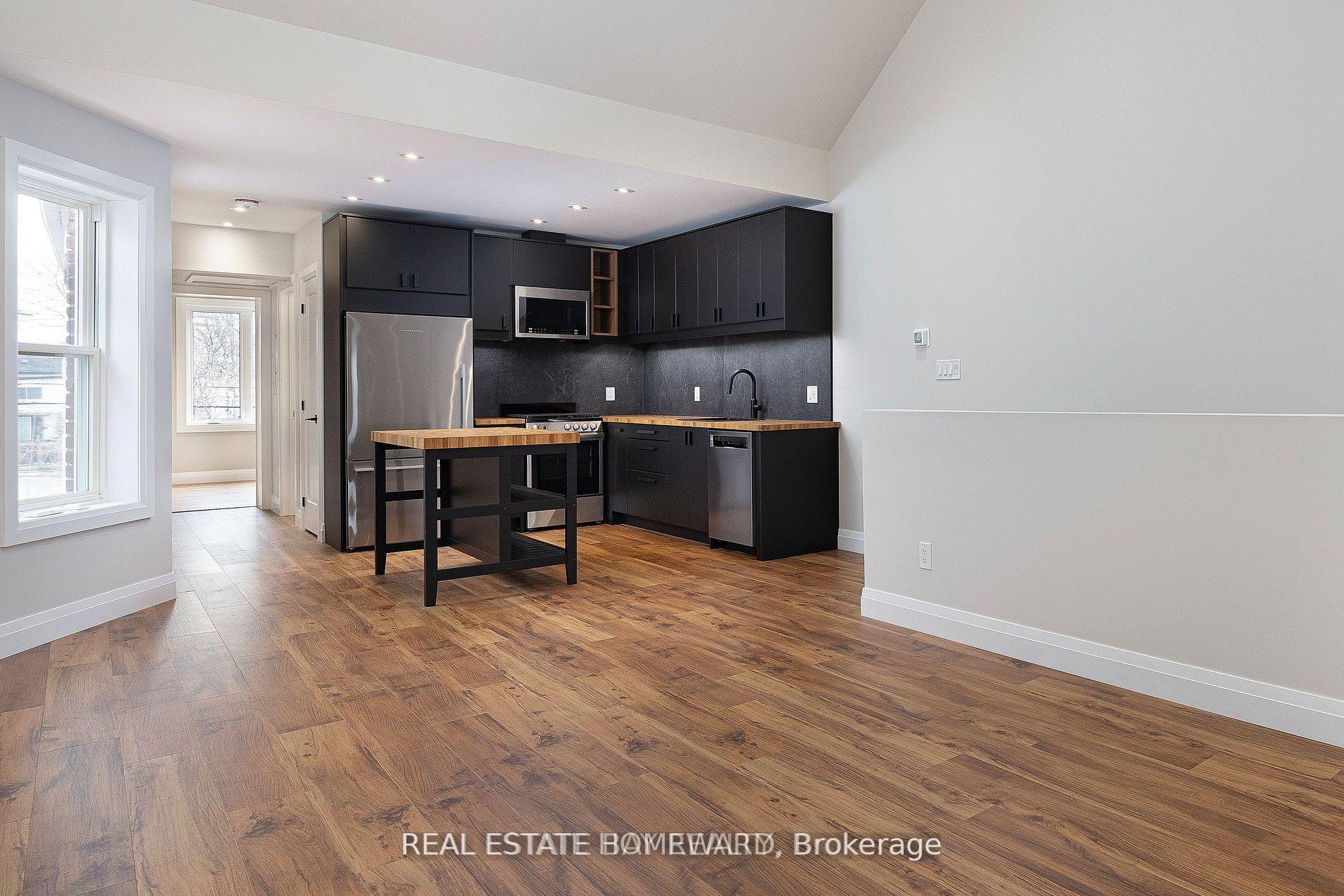 Photo 14 of Unit Upper, 21 Alton Avenue, Toronto, South Riverdale — HOMEH