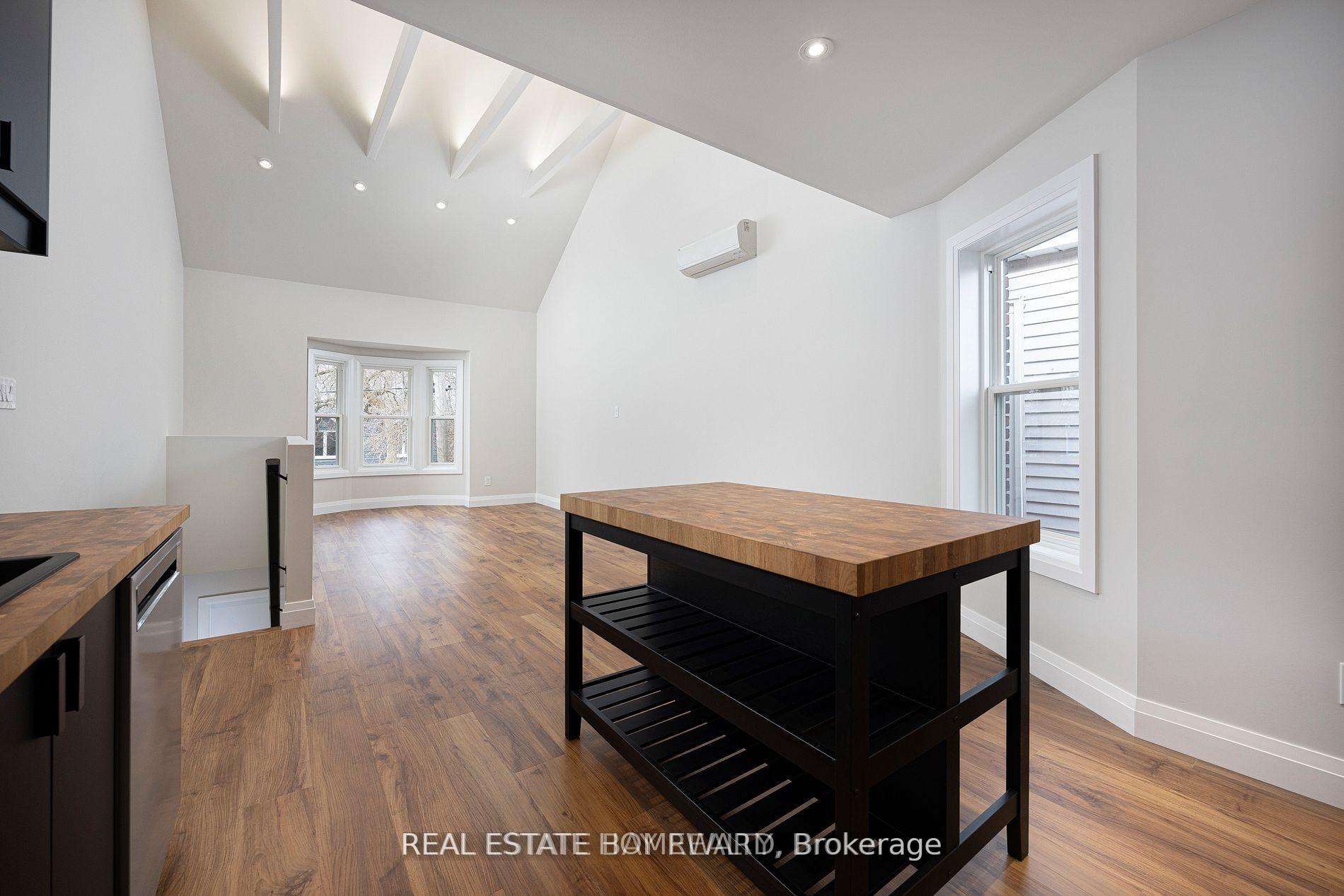Photo 15 of Unit Upper, 21 Alton Avenue, Toronto, South Riverdale — HOMEH