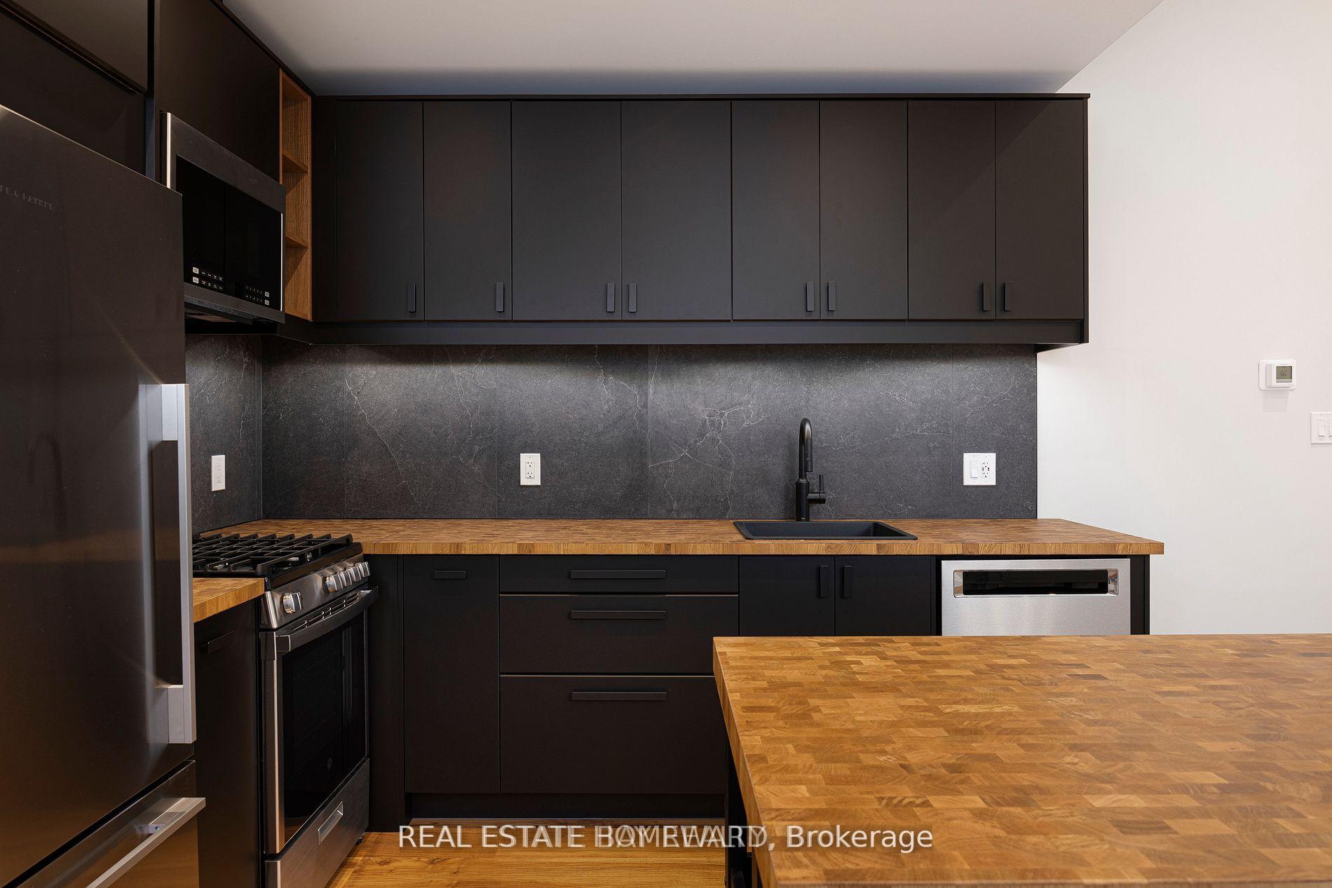 Photo 16 of Unit Upper, 21 Alton Avenue, Toronto, South Riverdale — HOMEH