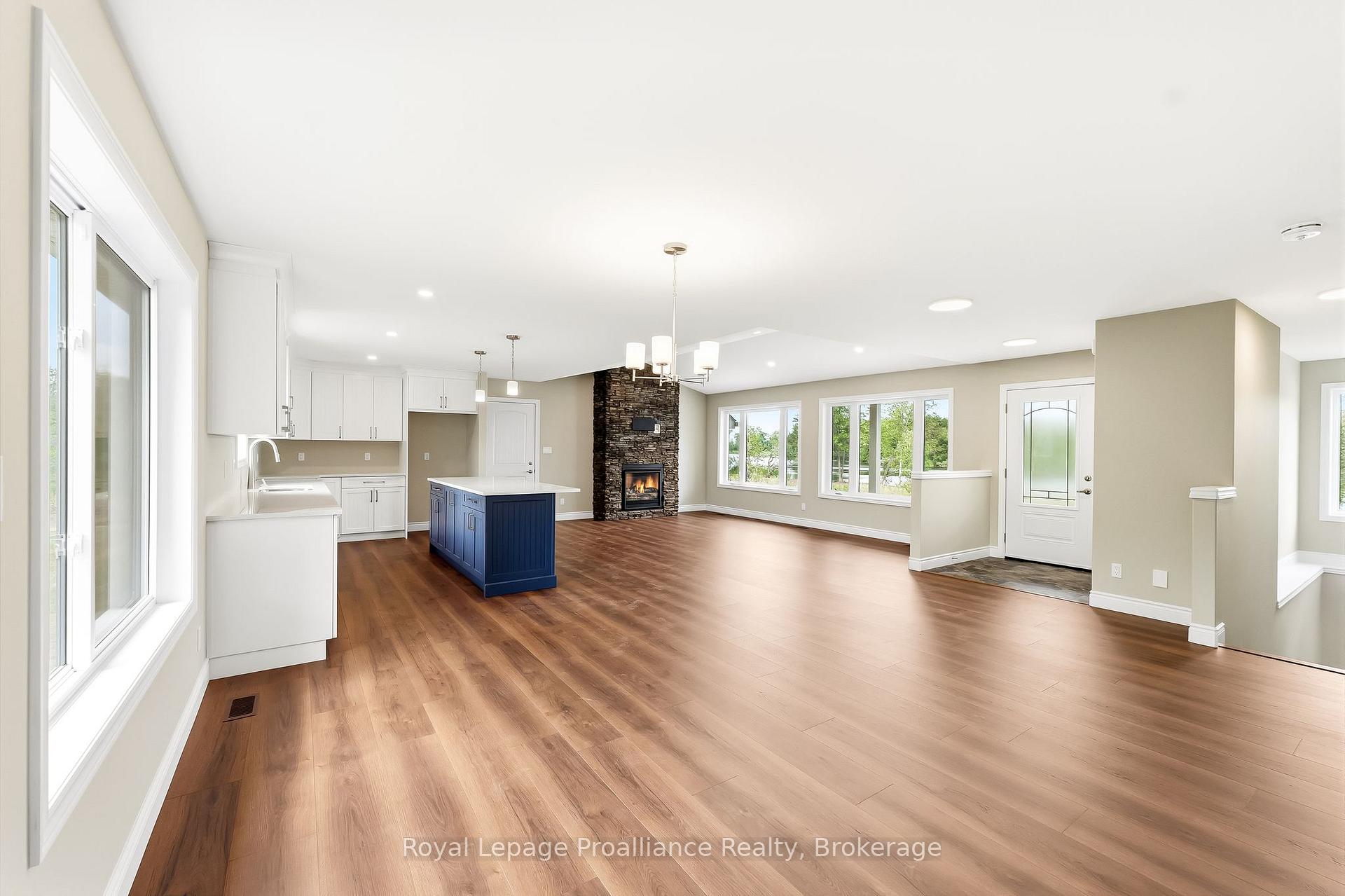 Photo 13 of 41 River Rapids Road, Quinte West, Sidney Ward — HOMEH