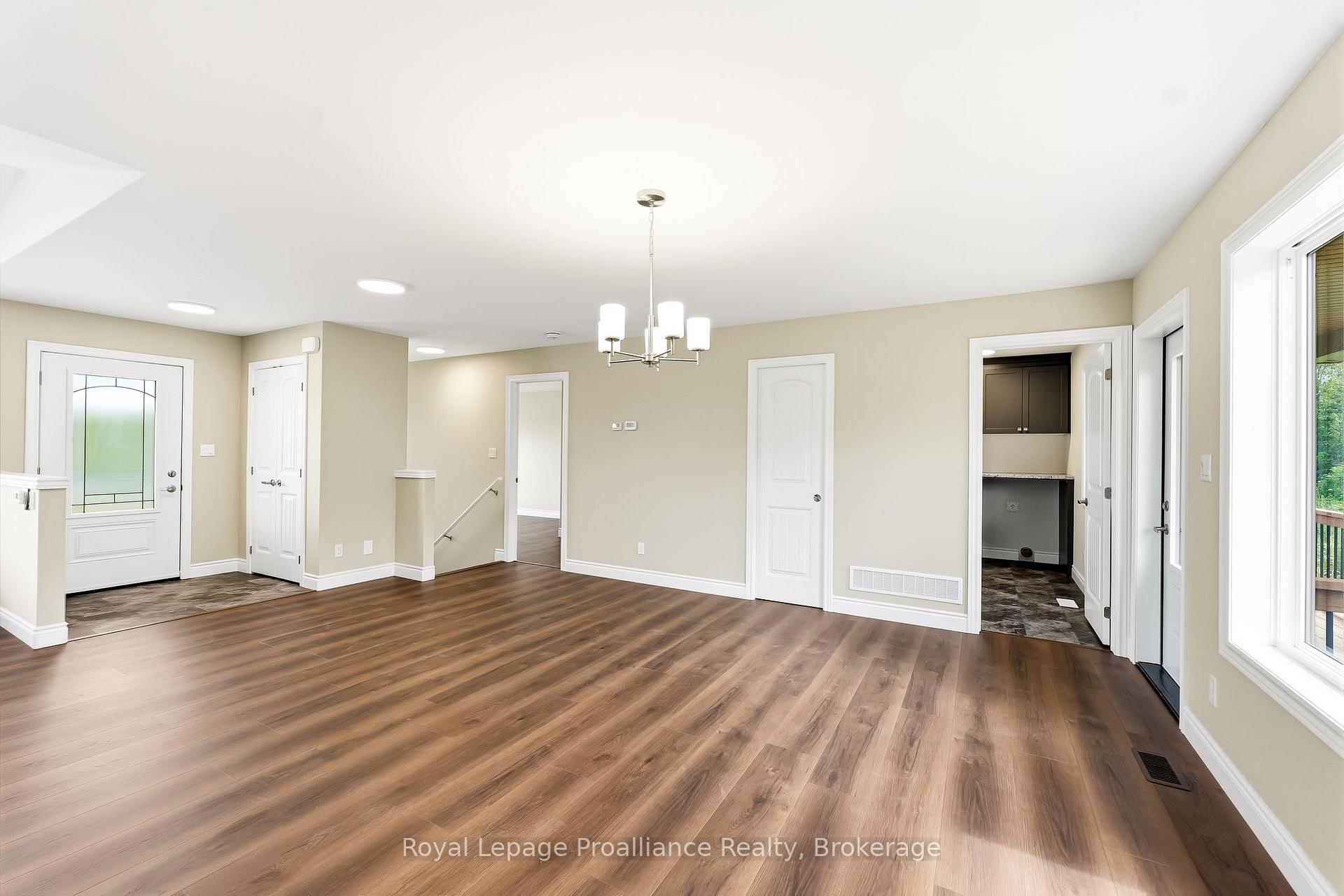 Photo 15 of 41 River Rapids Road, Quinte West, Sidney Ward — HOMEH