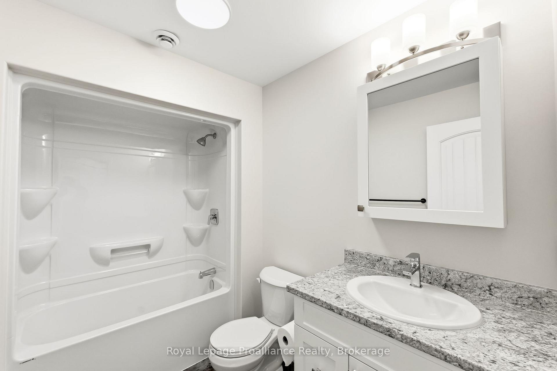 Photo 28 of 41 River Rapids Road, Quinte West, Sidney Ward — HOMEH