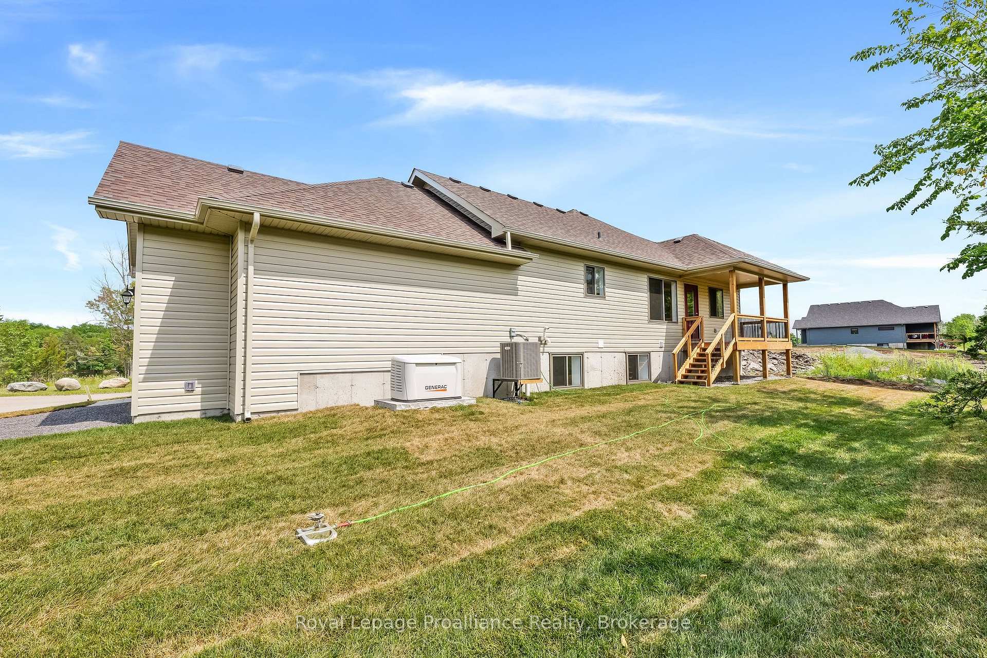 Photo 33 of 41 River Rapids Road, Quinte West, Sidney Ward — HOMEH