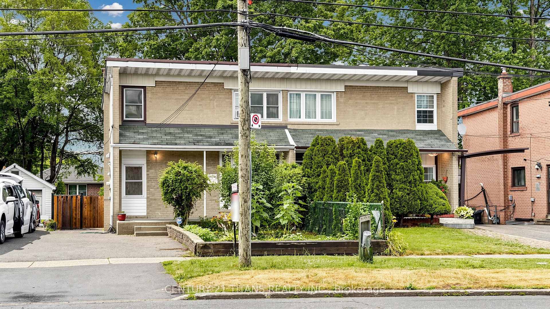 Photo 46 of 529A Birchmount Road, Scarborough, Clairlea-Birchmount — HOMEH