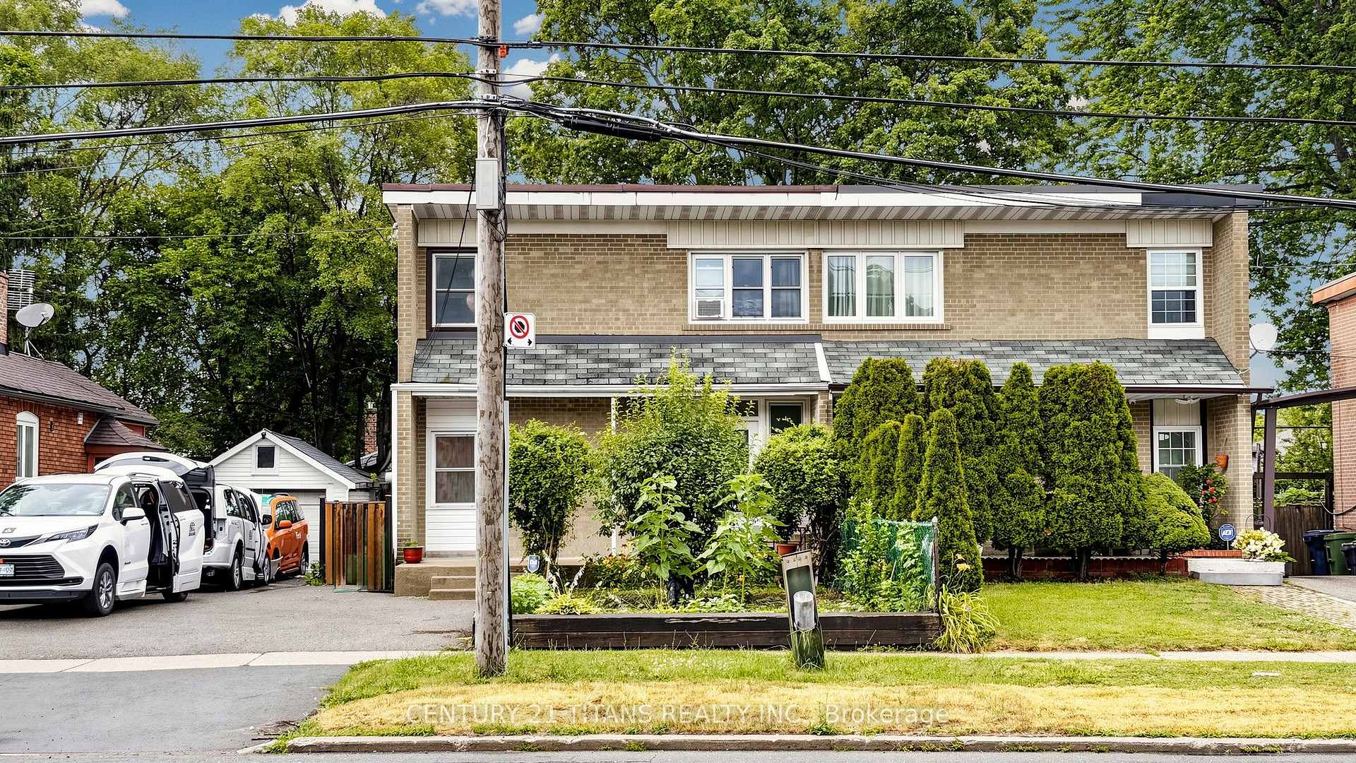 Photo 47 of 529A Birchmount Road, Scarborough, Clairlea-Birchmount — HOMEH