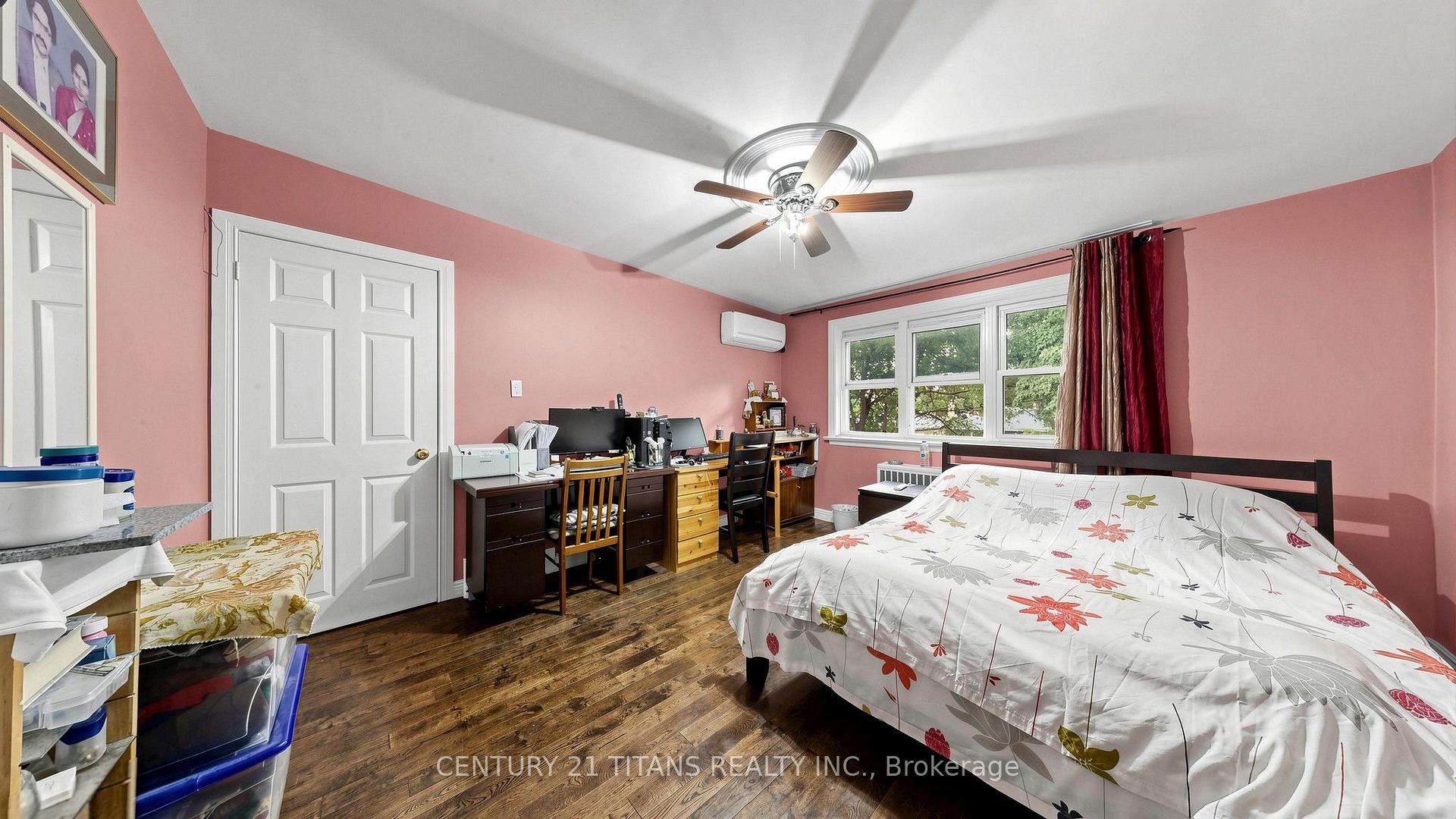 Photo 20 of 529A Birchmount Road, Scarborough, Clairlea-Birchmount — HOMEH