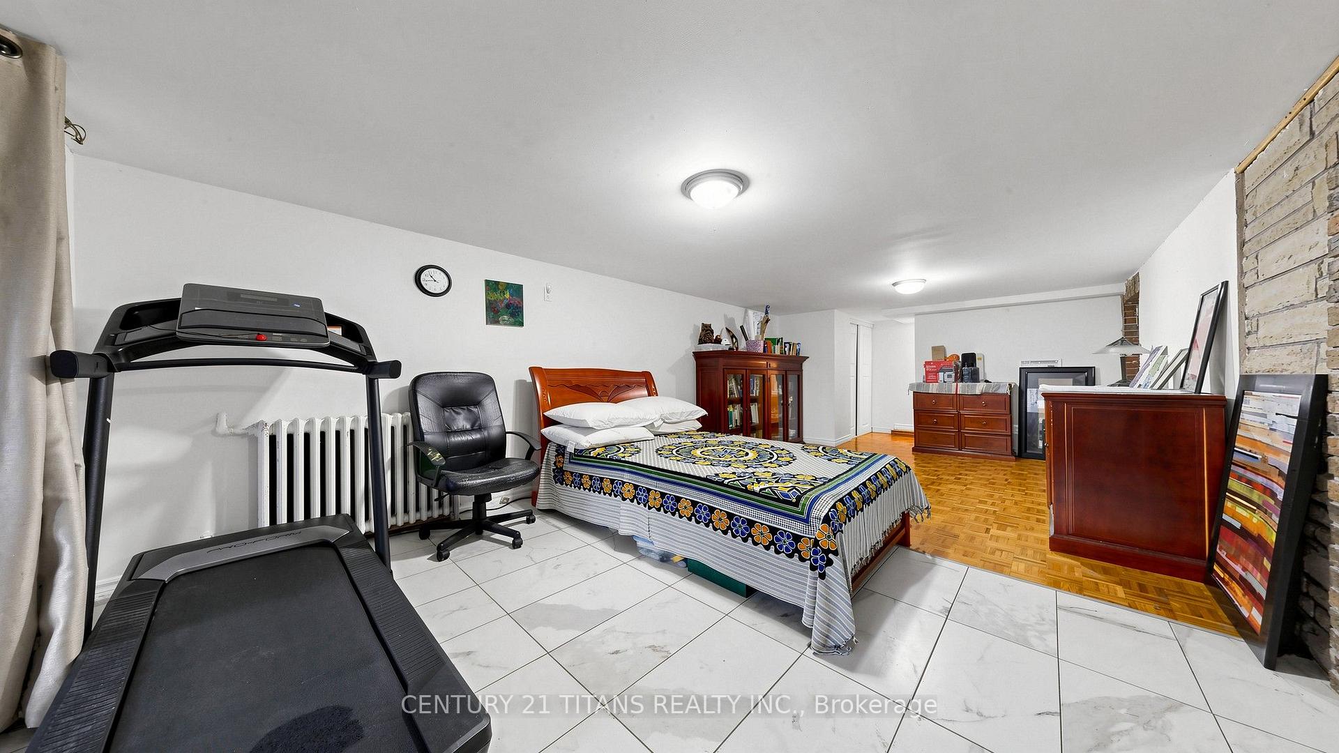 Photo 28 of 529A Birchmount Road, Scarborough, Clairlea-Birchmount — HOMEH