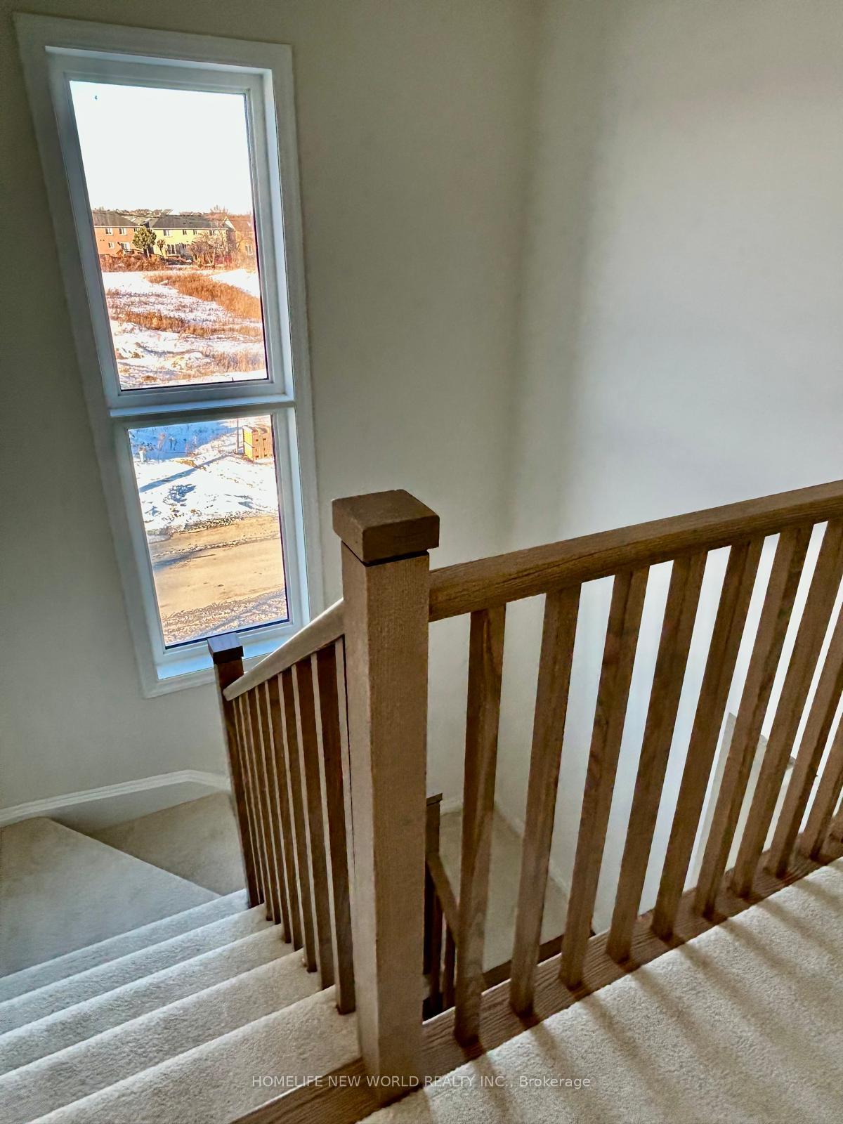 Photo 10 of 175 Solstice Circle, Newmarket, Woodland Hill — HOMEH