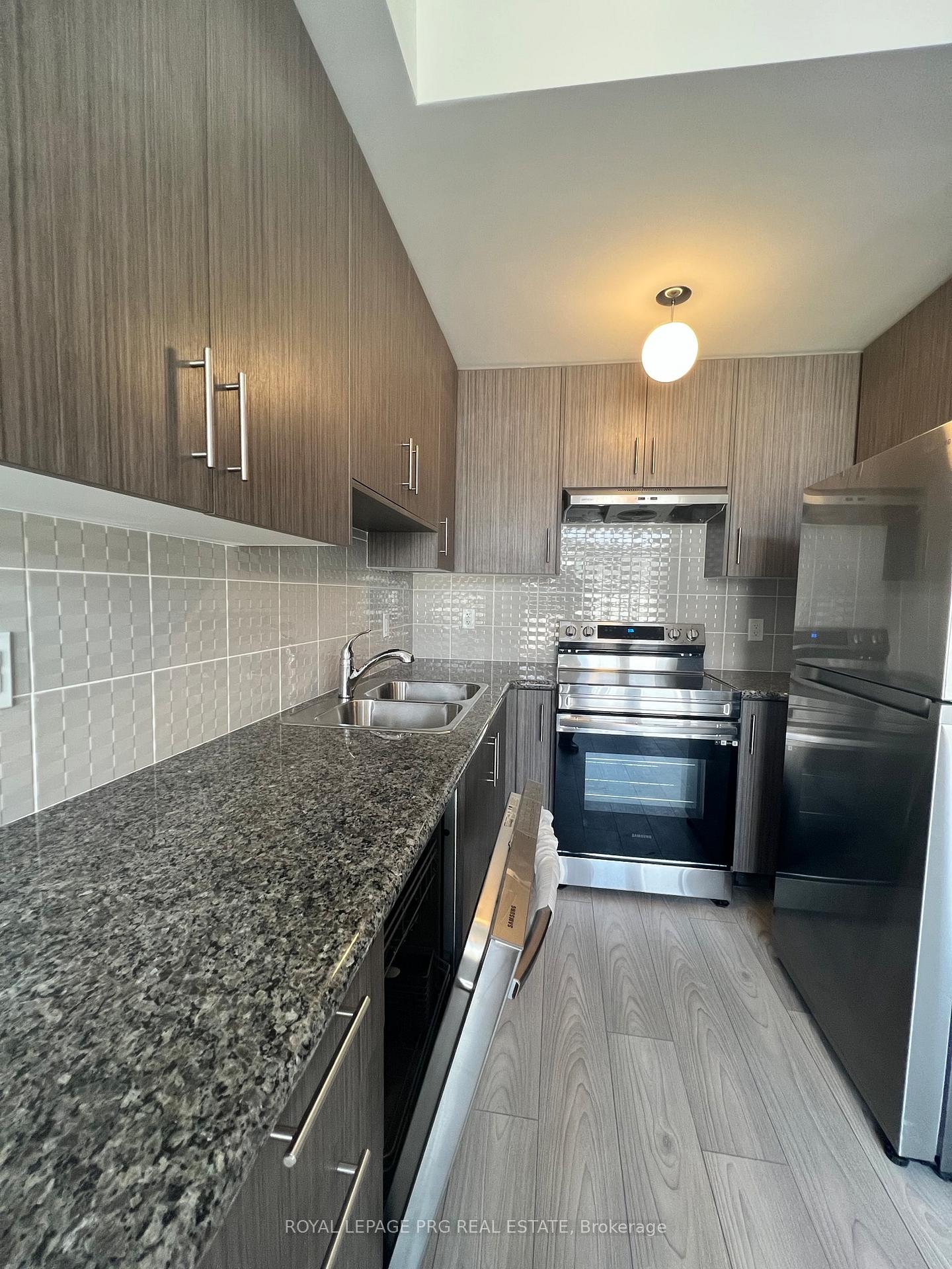 Photo 6 of Unit 208, 30 Halliford Place E, Brampton, Goreway Drive Corridor — HOMEH