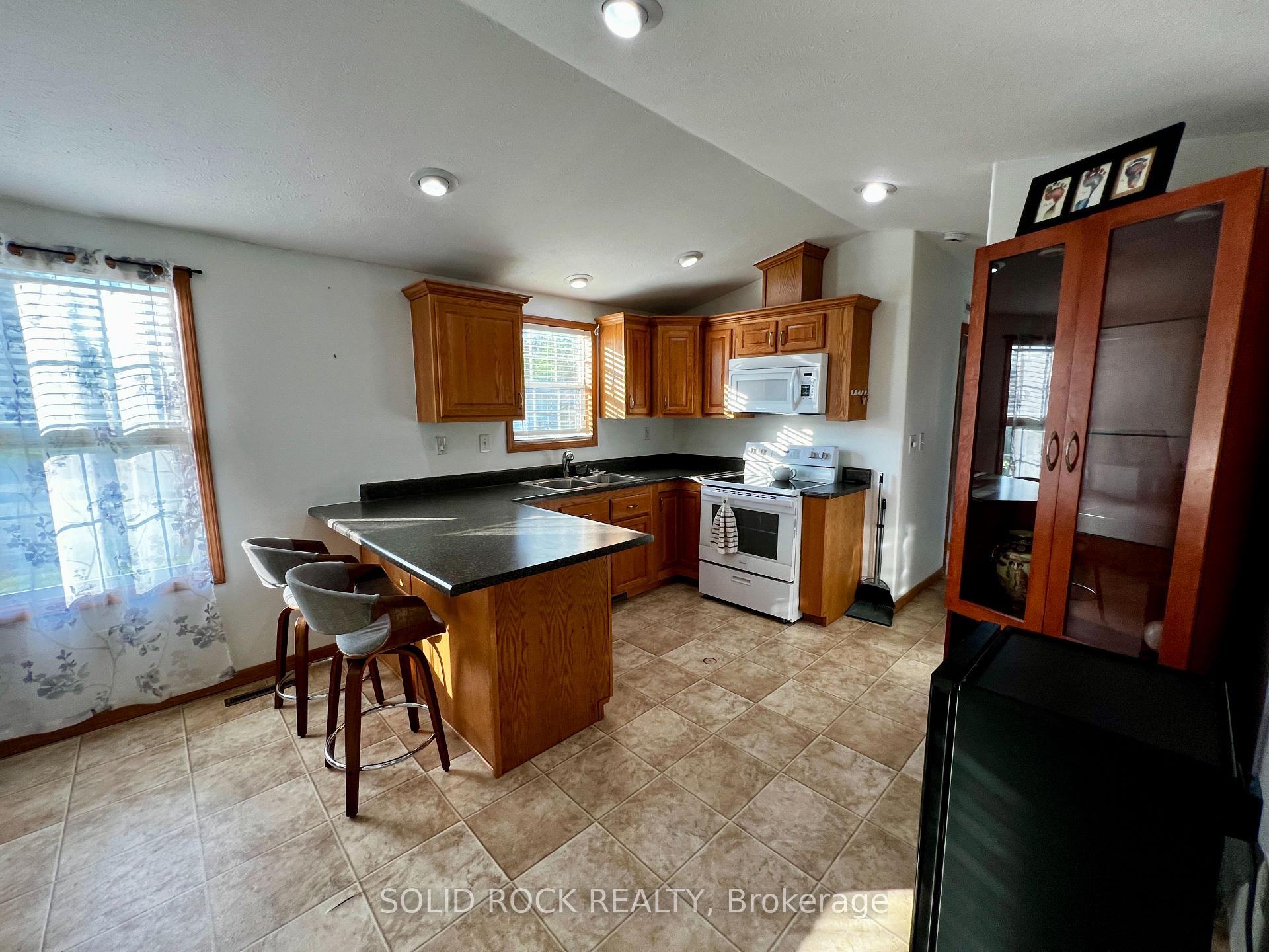 Photo 8 of Unit 90, 3535 St Joseph Boulevard, Ottawa, Fallingbrook/Ridgemount — HOMEH