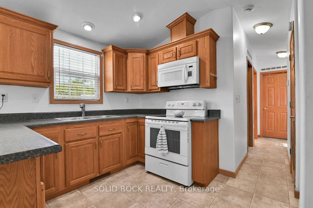 Photo 13 of Unit 90, 3535 St Joseph Boulevard, Ottawa, Fallingbrook/Ridgemount — HOMEH