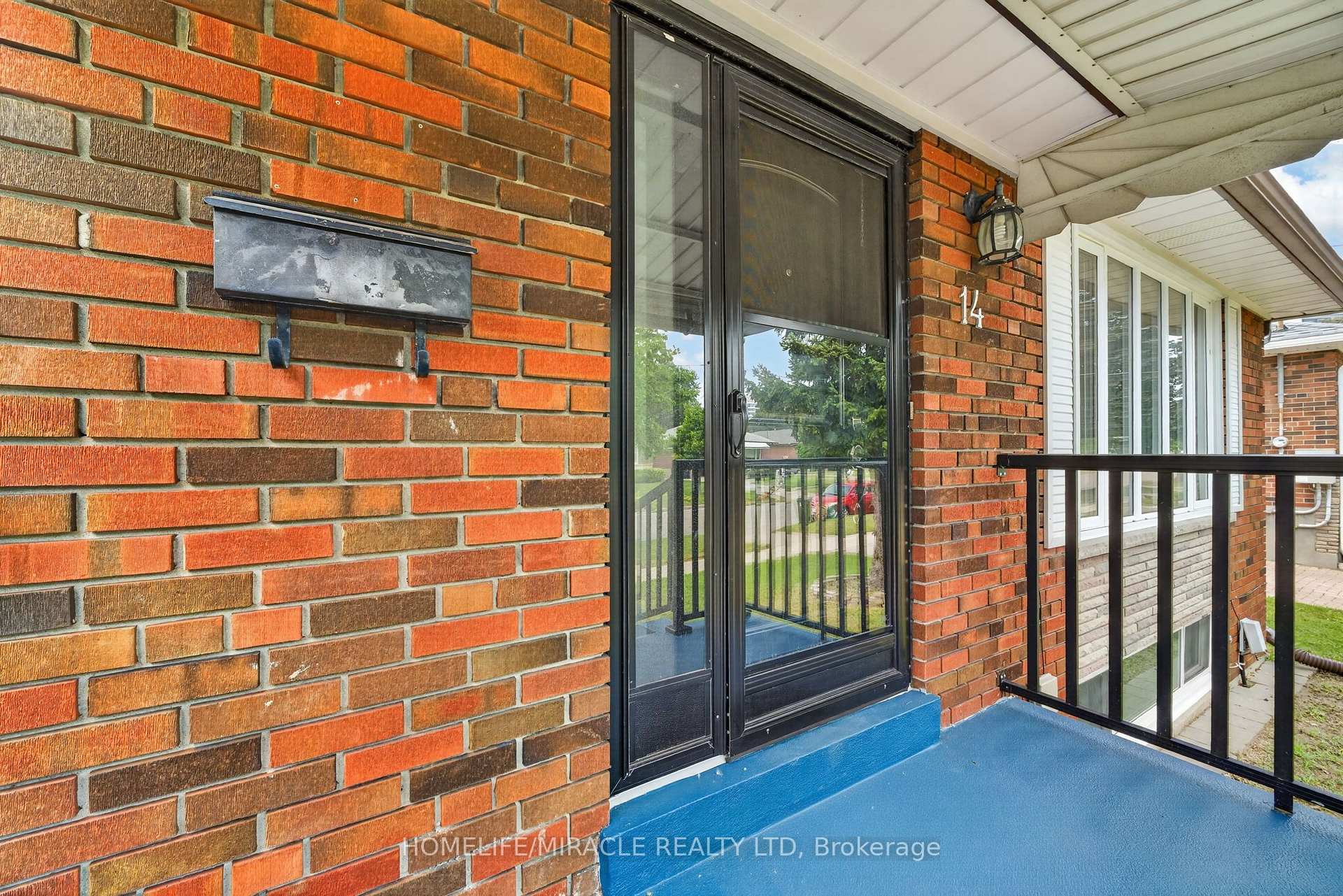 Photo 8 of 14 Marlena Drive, Scarborough, West Hill — HOMEH