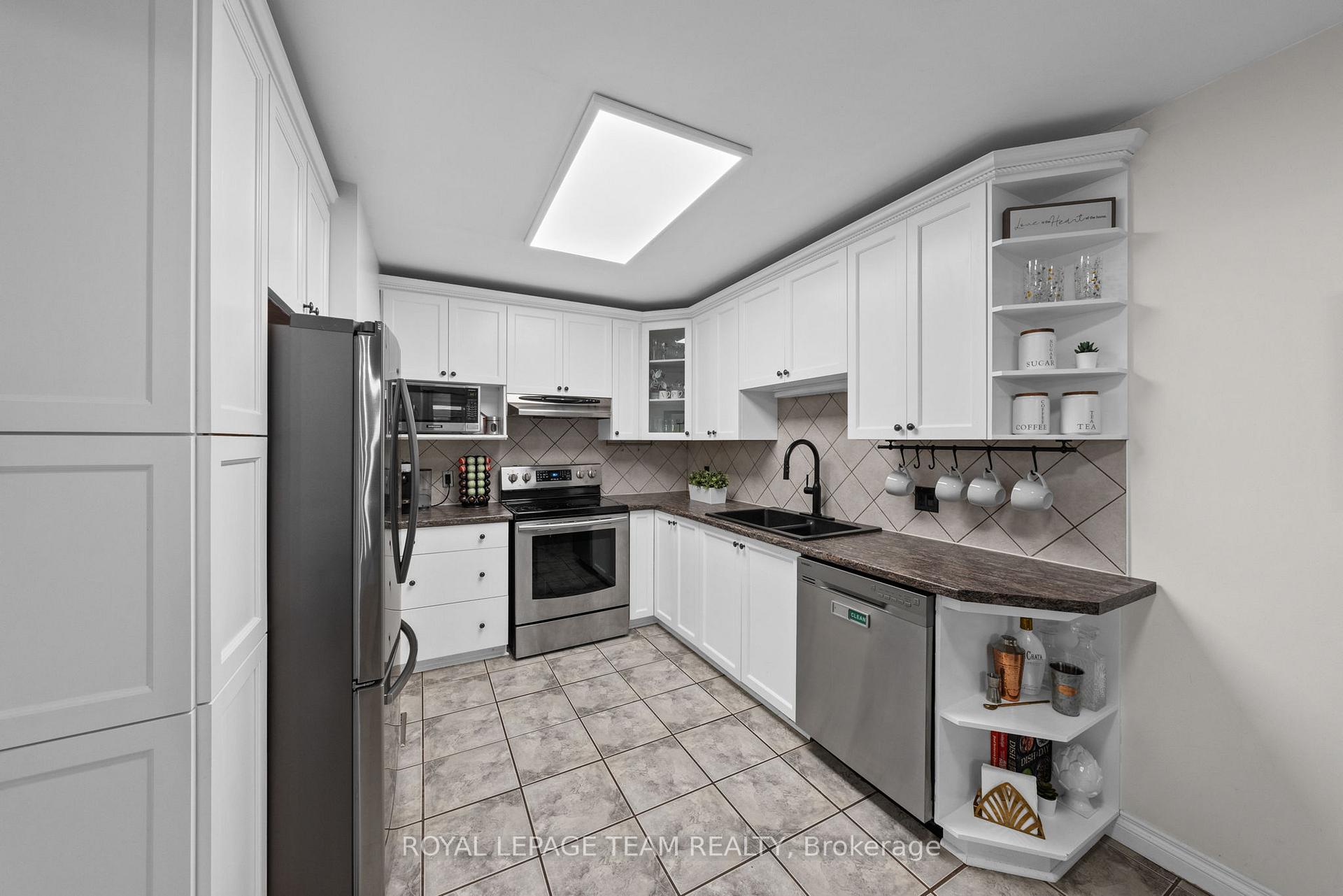 Photo 8 of 50 Springcreek Crescent, Ottawa, Kanata - Bridlewood — HOMEH