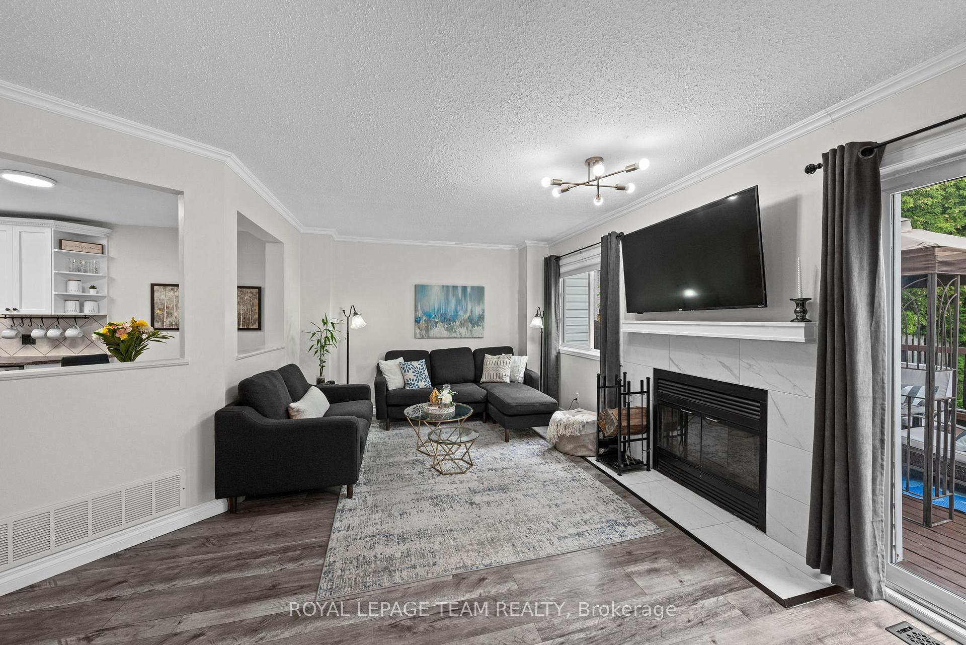 Photo 15 of 50 Springcreek Crescent, Ottawa, Kanata - Bridlewood — HOMEH