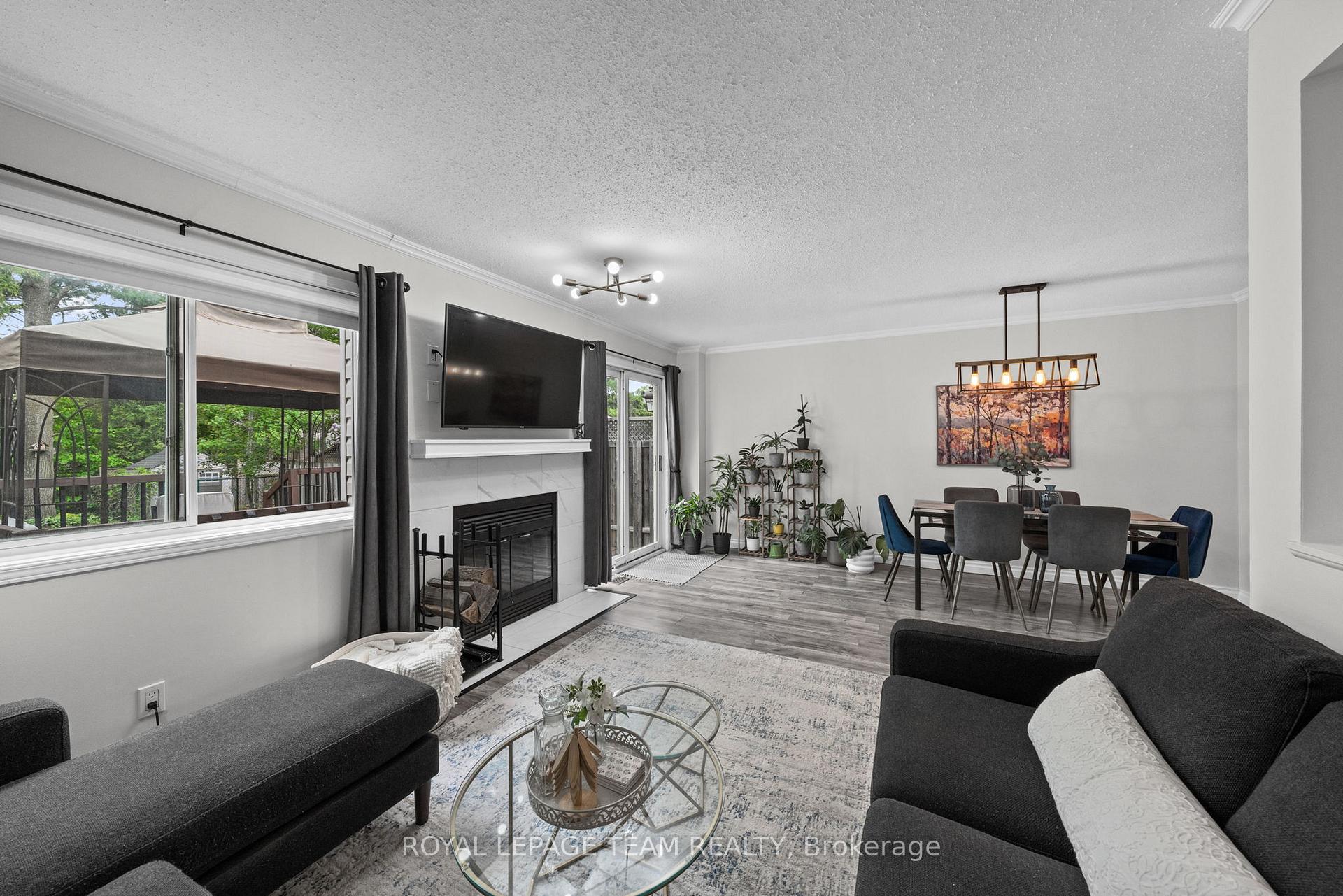Photo 17 of 50 Springcreek Crescent, Ottawa, Kanata - Bridlewood — HOMEH