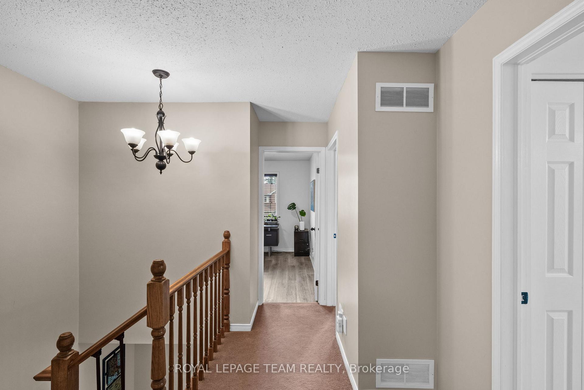Photo 23 of 50 Springcreek Crescent, Ottawa, Kanata - Bridlewood — HOMEH