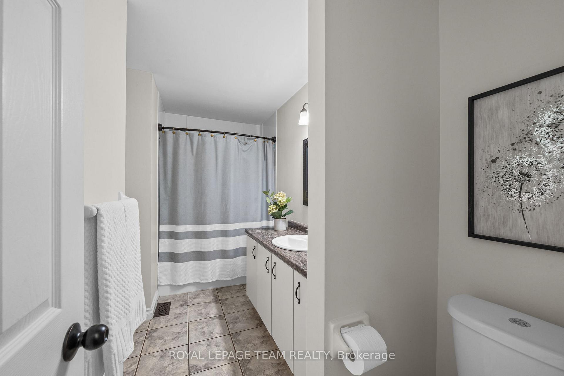 Photo 28 of 50 Springcreek Crescent, Ottawa, Kanata - Bridlewood — HOMEH