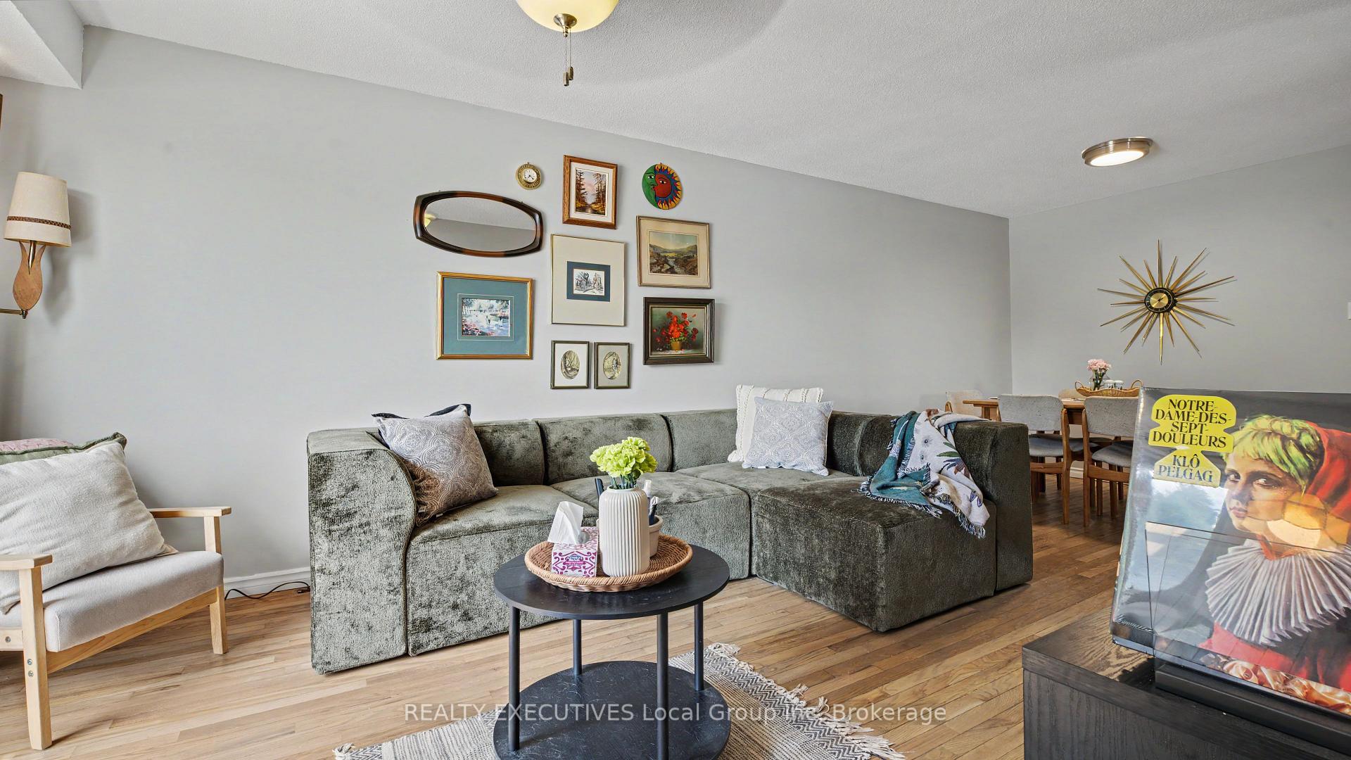 Photo 10 of 190 Wickstead Avenue, North Bay, Birchaven — HOMEH
