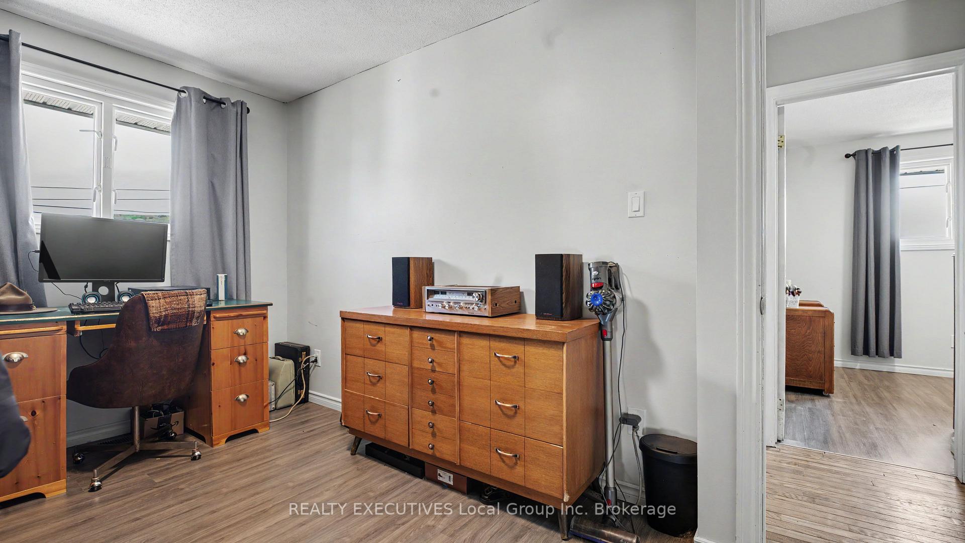 Photo 17 of 190 Wickstead Avenue, North Bay, Birchaven — HOMEH