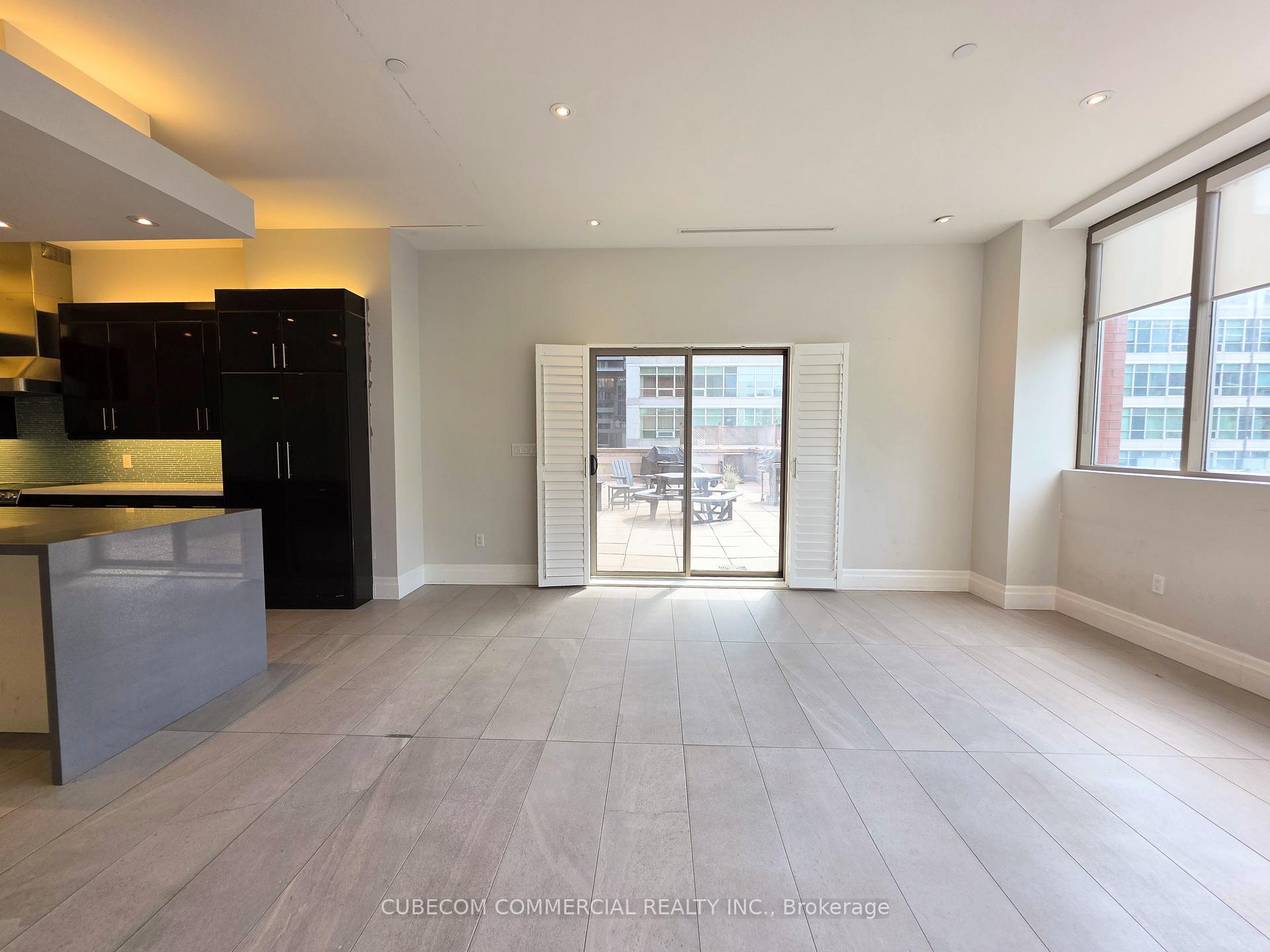 Photo 12 of Unit 304, 393 King Street W, Toronto, Waterfront Communities — HOMEH