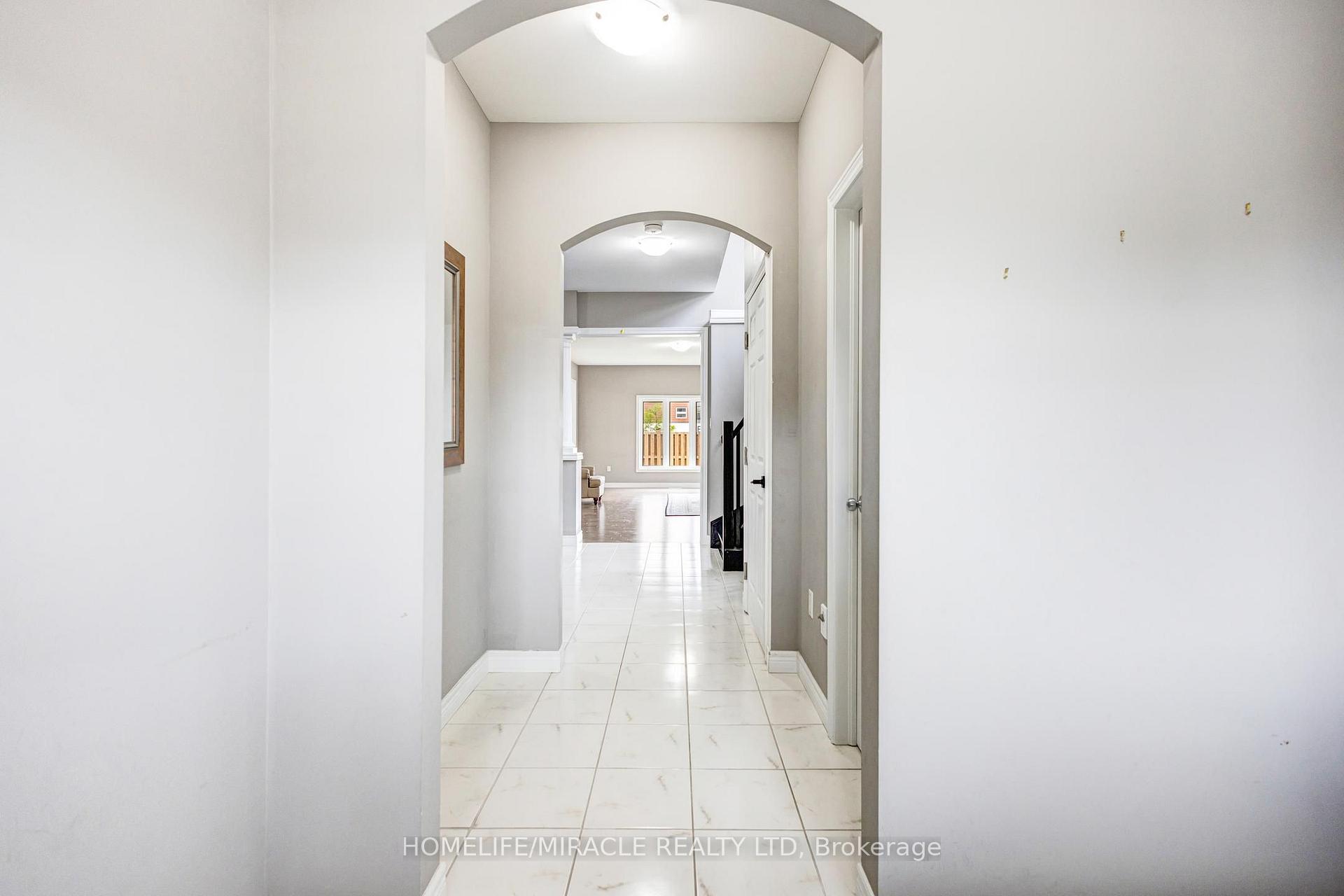 Photo 4 of 417 Rivertrail Avenue, Kitchener, Idlewood/Lackner Woods — HOMEH