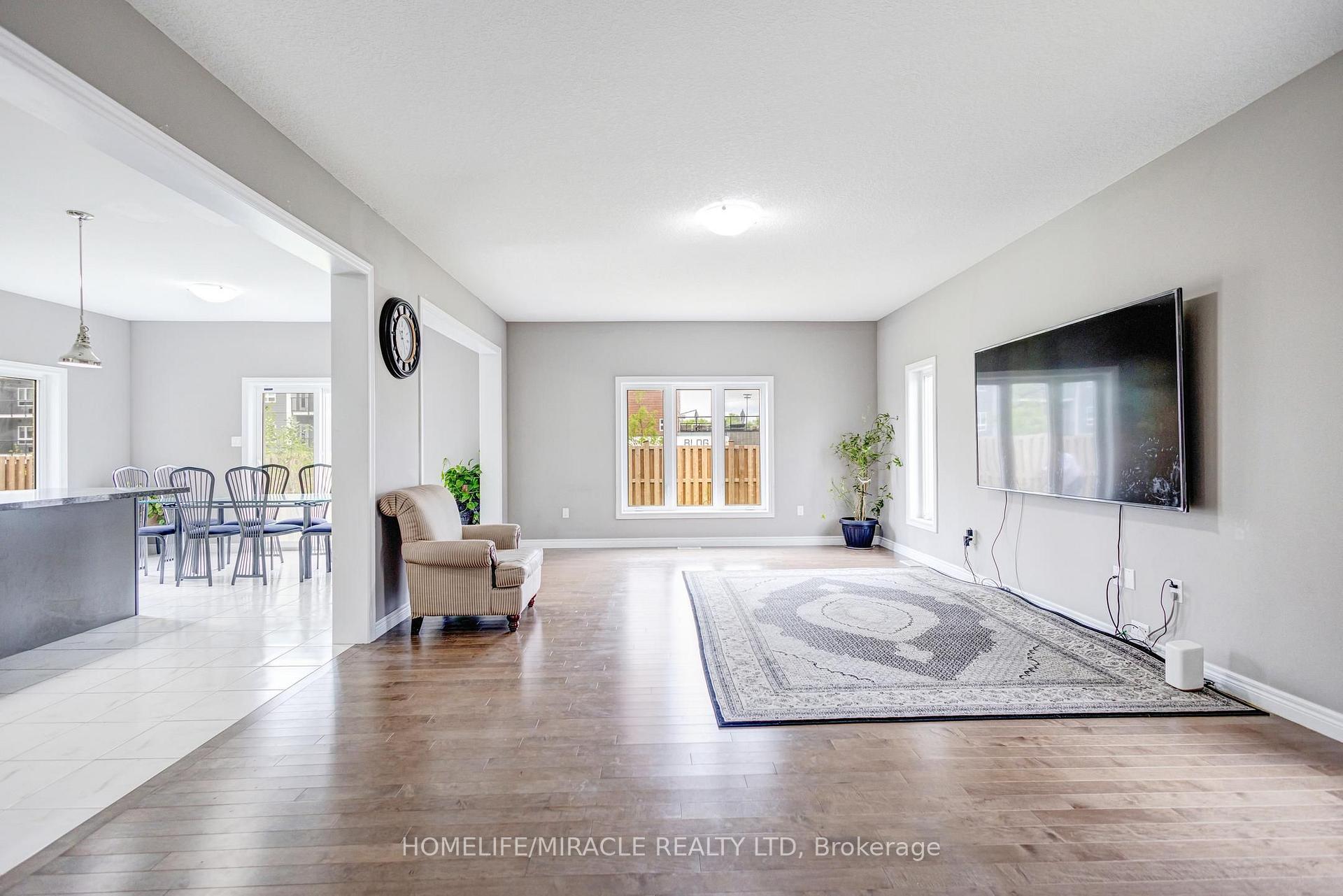 Photo 9 of 417 Rivertrail Avenue, Kitchener, Idlewood/Lackner Woods — HOMEH