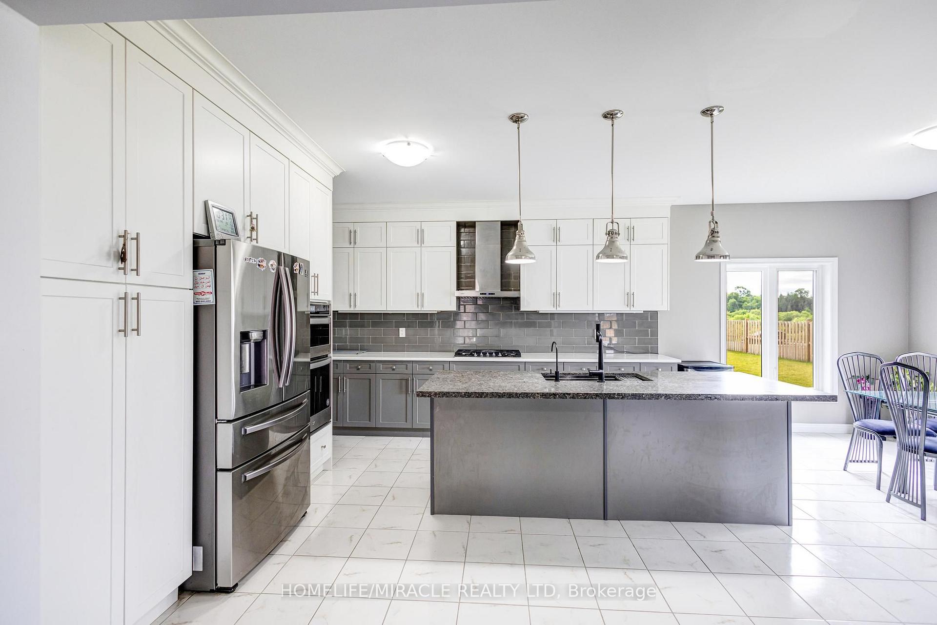 Photo 10 of 417 Rivertrail Avenue, Kitchener, Idlewood/Lackner Woods — HOMEH