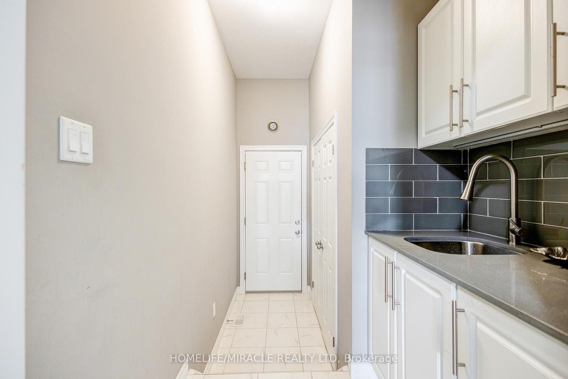 Photo 13 of 417 Rivertrail Avenue, Kitchener, Idlewood/Lackner Woods — HOMEH
