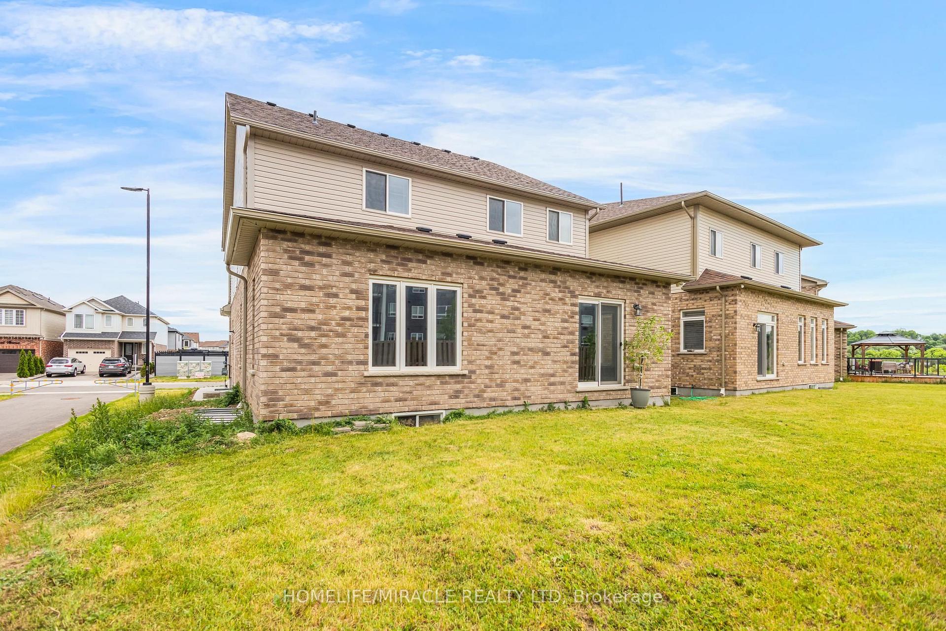 Photo 42 of 417 Rivertrail Avenue, Kitchener, Idlewood/Lackner Woods — HOMEH