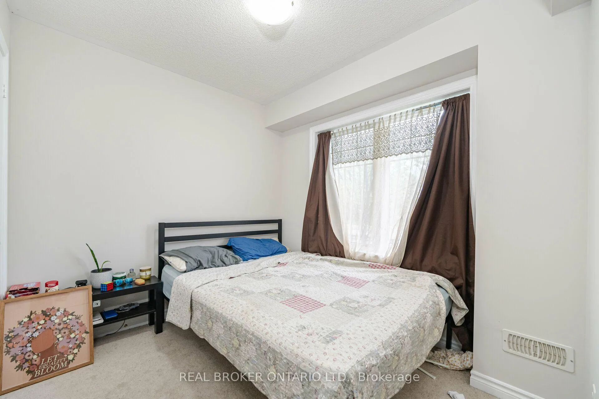 Photo 14 of 50 Magdalene Crescent, Brampton, Heart Lake East — HOMEH